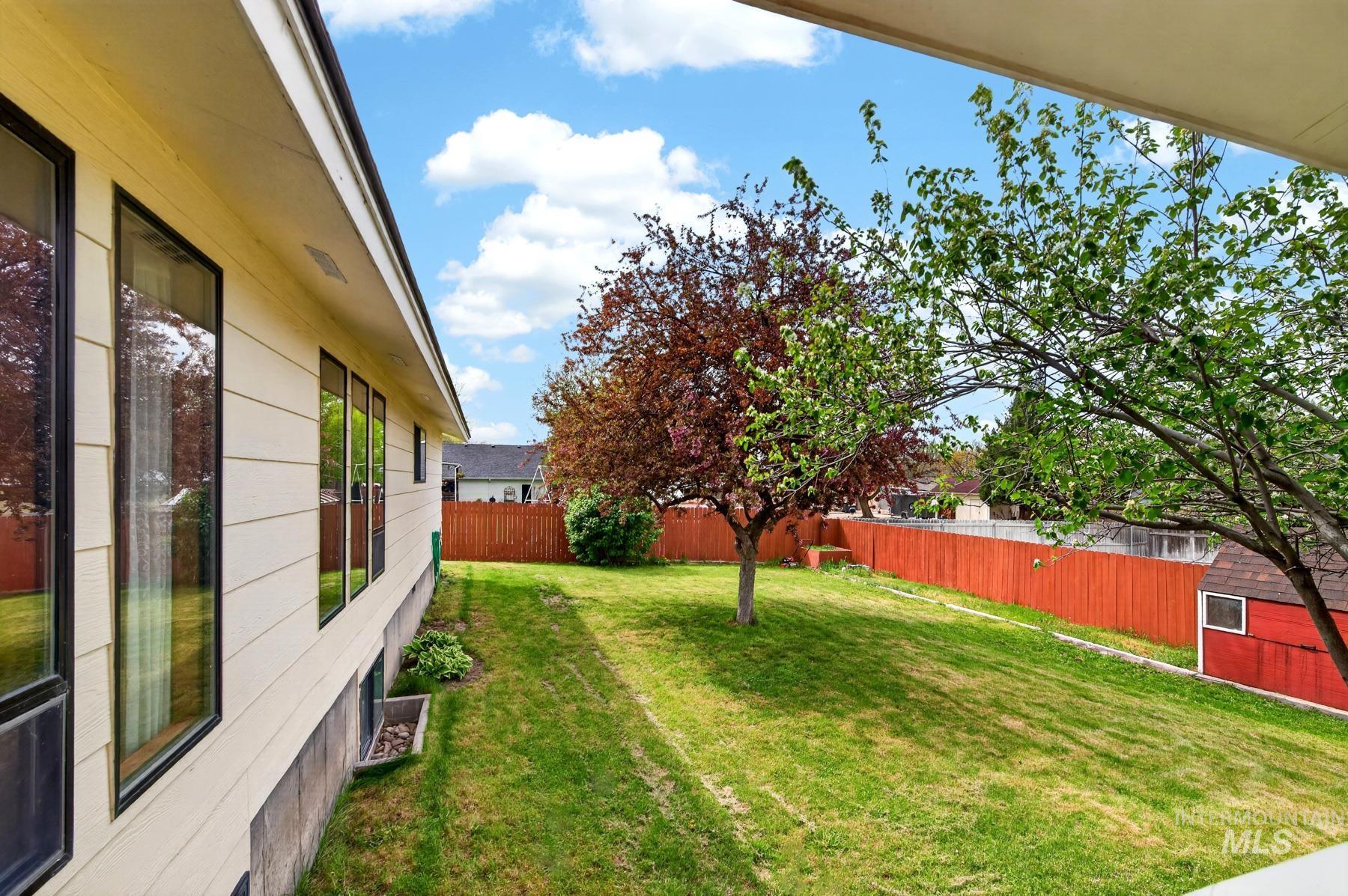 600 Donna Drive, Nampa, Idaho 83686-8860, 4 Bedrooms, 3 Bathrooms, Residential For Sale, Price $540,000,MLS 98983290