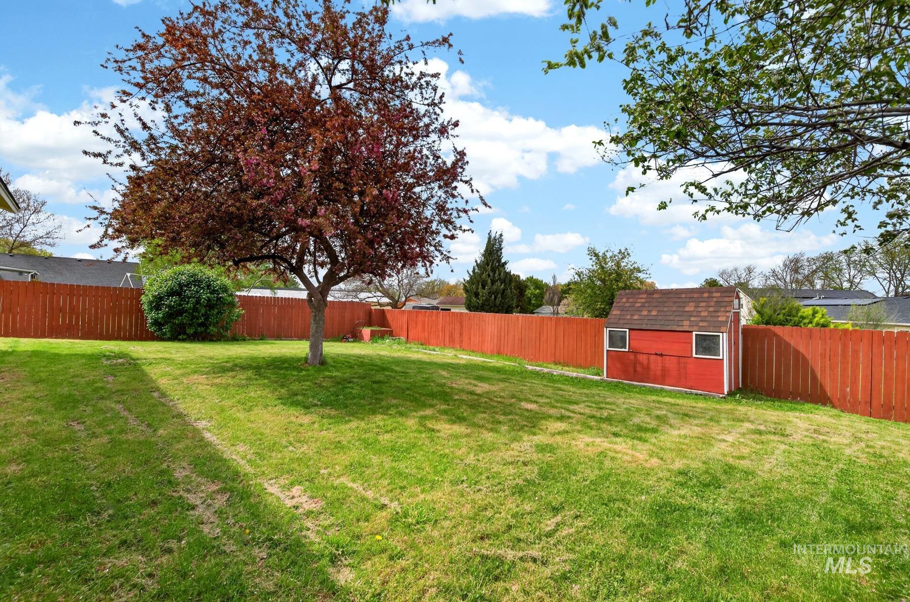 600 Donna Drive, Nampa, Idaho 83686-8860, 4 Bedrooms, 3 Bathrooms, Residential For Sale, Price $540,000,MLS 98983290