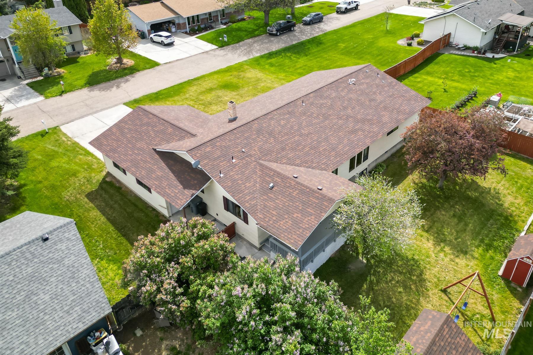 600 Donna Drive, Nampa, Idaho 83686-8860, 4 Bedrooms, 3 Bathrooms, Residential For Sale, Price $540,000,MLS 98983290