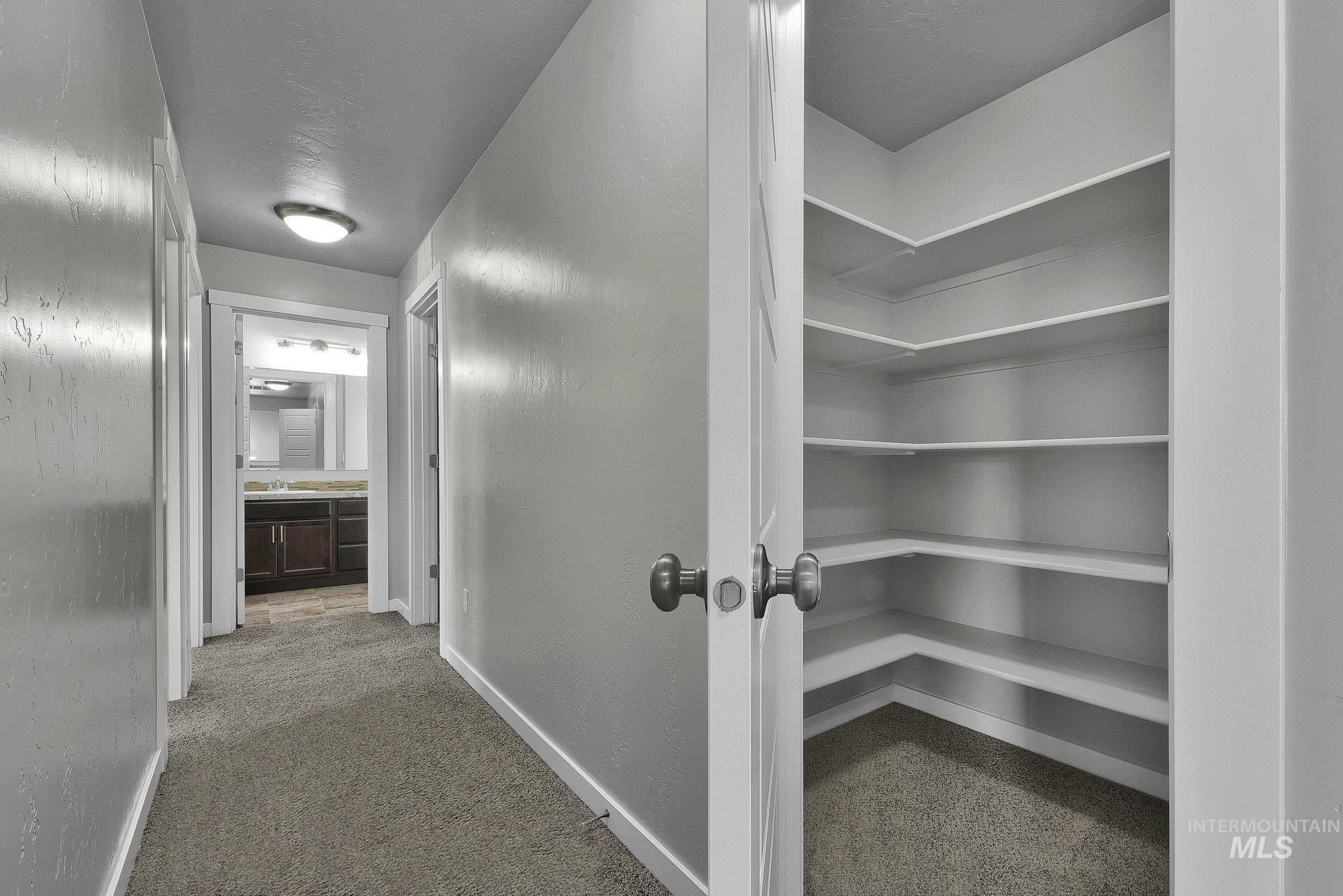 8937 S Pinova Ave, Kuna, Idaho 83634, 4 Bedrooms, 2.5 Bathrooms, Residential For Sale, Price $525,000,MLS 98983291