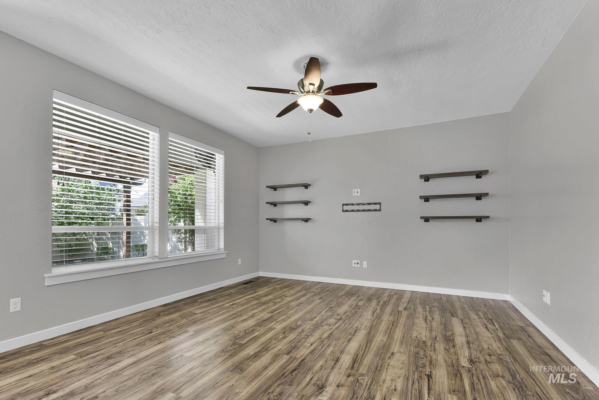 8937 S Pinova Ave, Kuna, Idaho 83634, 4 Bedrooms, 2.5 Bathrooms, Residential For Sale, Price $525,000,MLS 98983291