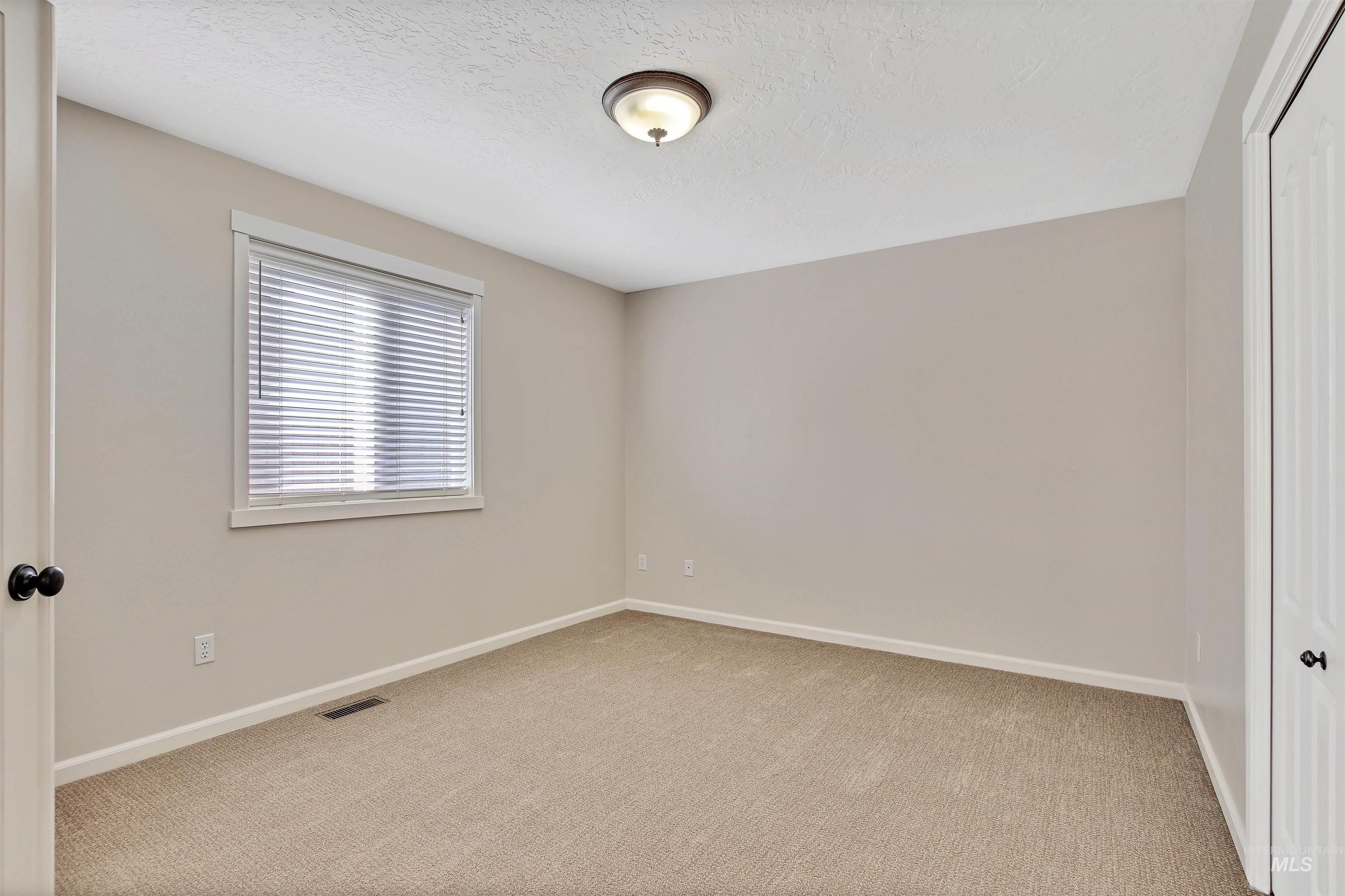 739 W Highland Ave, Nampa, Idaho 83686-4927, 4 Bedrooms, 2 Bathrooms, Residential For Sale, Price $470,000,MLS 98983292