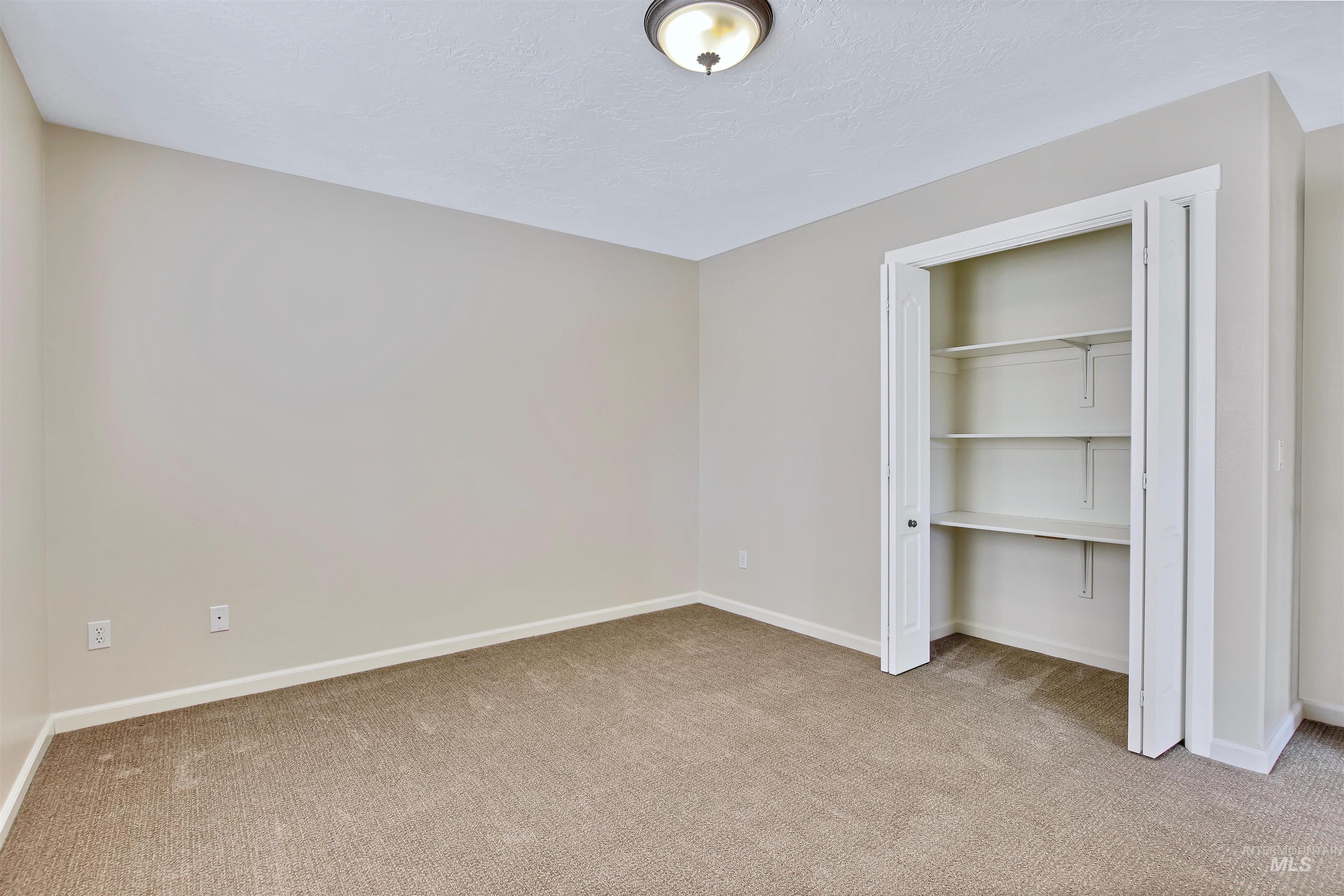 739 W Highland Ave, Nampa, Idaho 83686-4927, 4 Bedrooms, 2 Bathrooms, Residential For Sale, Price $470,000,MLS 98983292