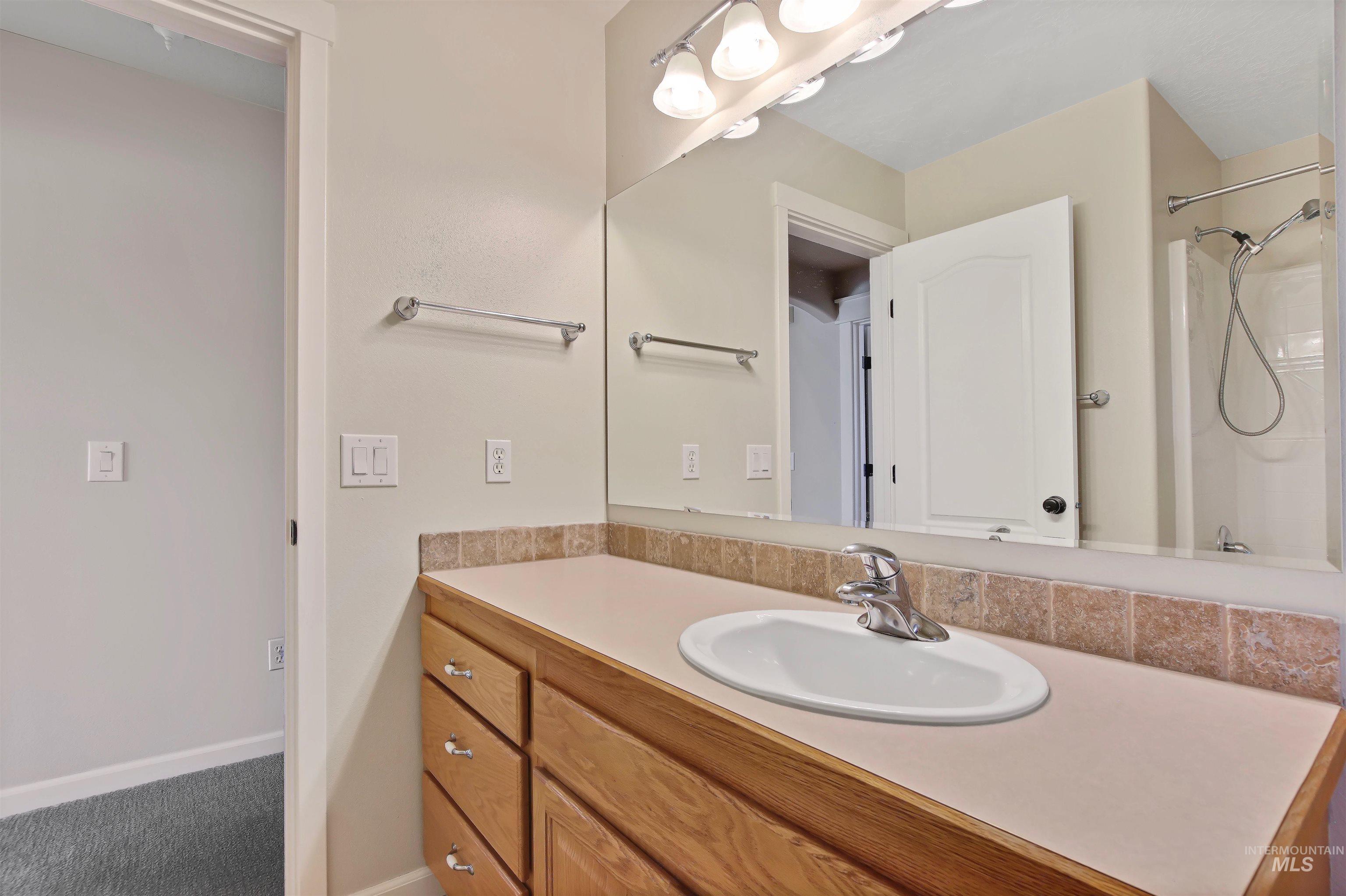 739 W Highland Ave, Nampa, Idaho 83686-4927, 4 Bedrooms, 2 Bathrooms, Residential For Sale, Price $470,000,MLS 98983292