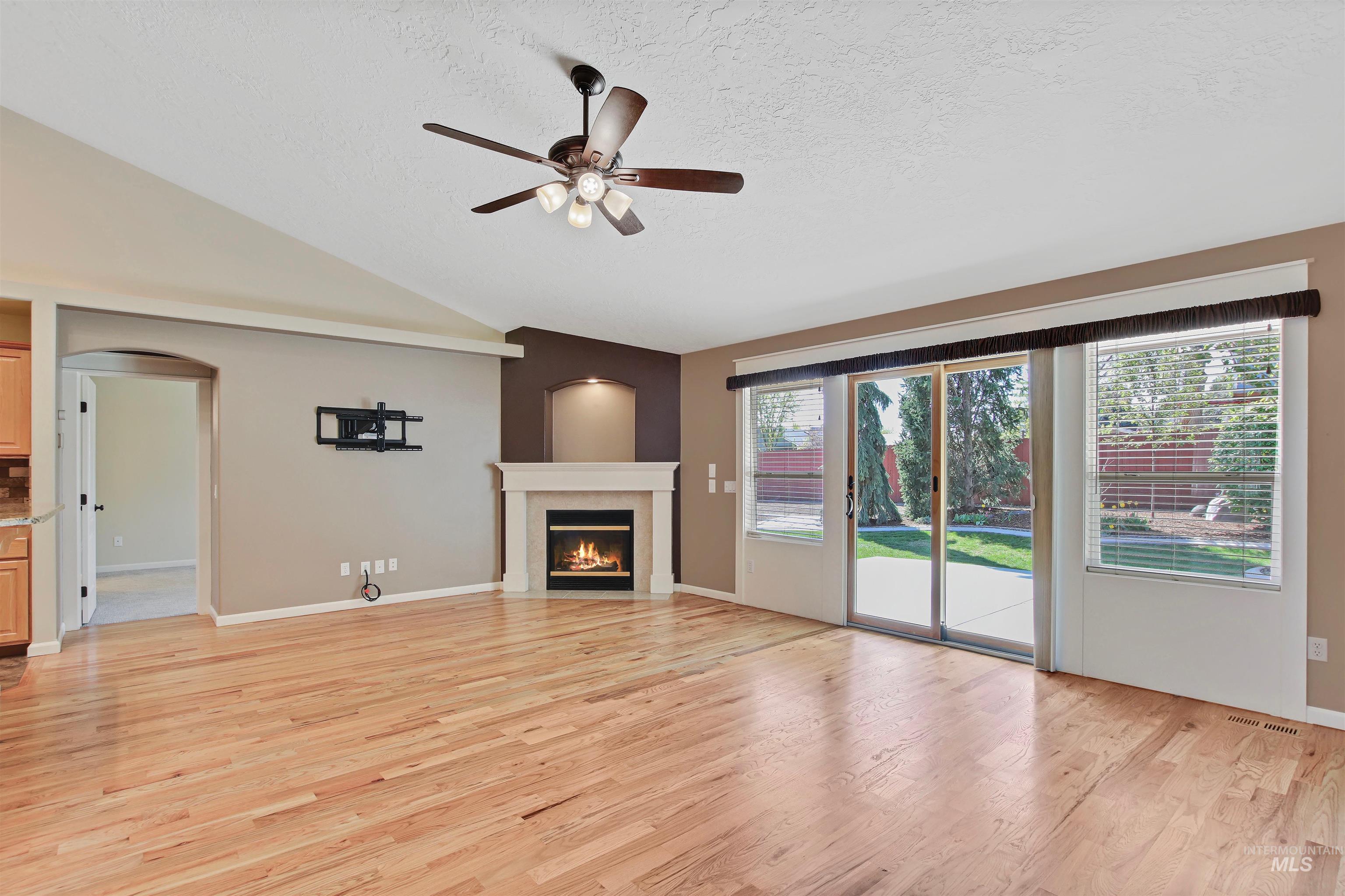 739 W Highland Ave, Nampa, Idaho 83686-4927, 4 Bedrooms, 2 Bathrooms, Residential For Sale, Price $470,000,MLS 98983292