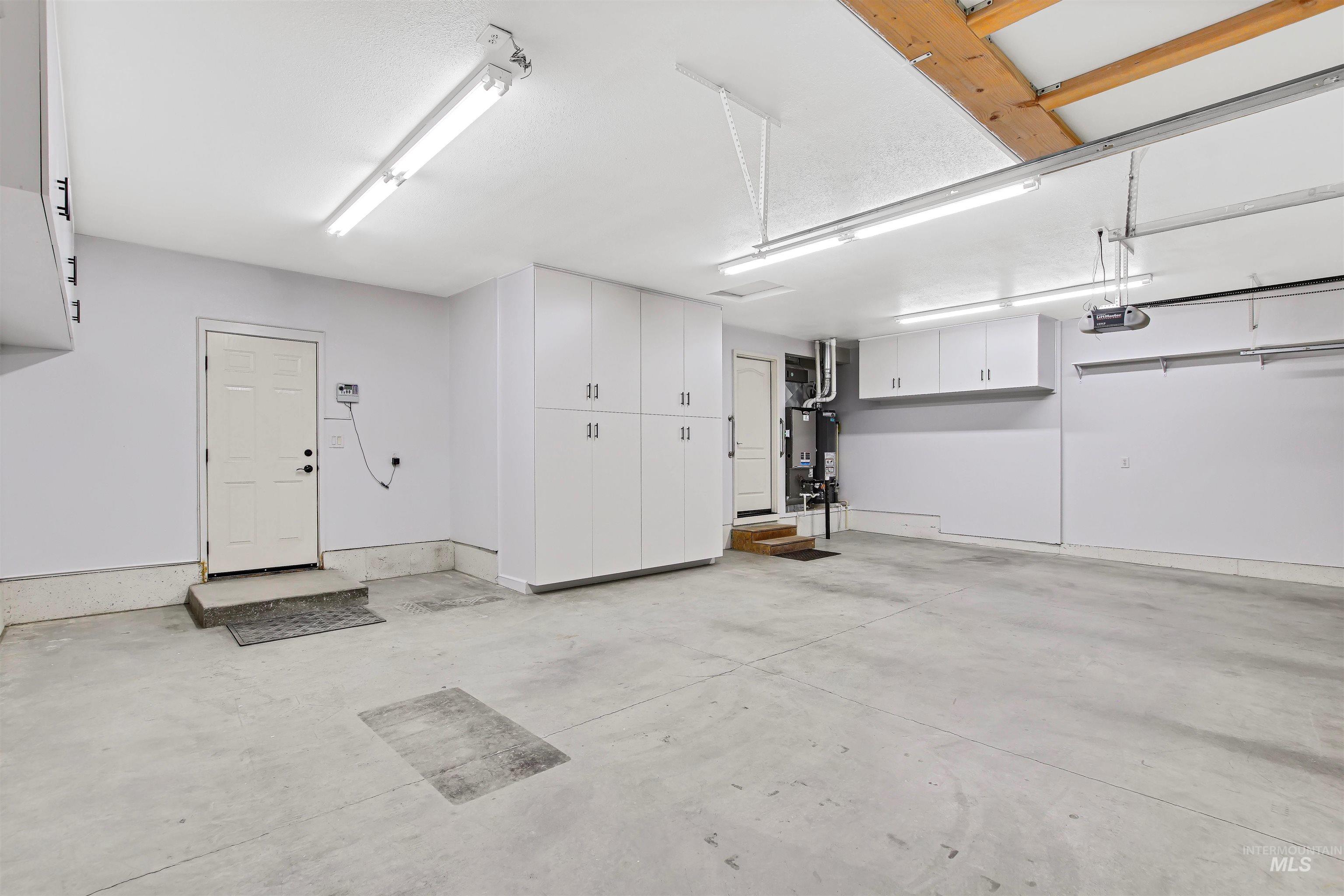 739 W Highland Ave, Nampa, Idaho 83686-4927, 4 Bedrooms, 2 Bathrooms, Residential For Sale, Price $470,000,MLS 98983292