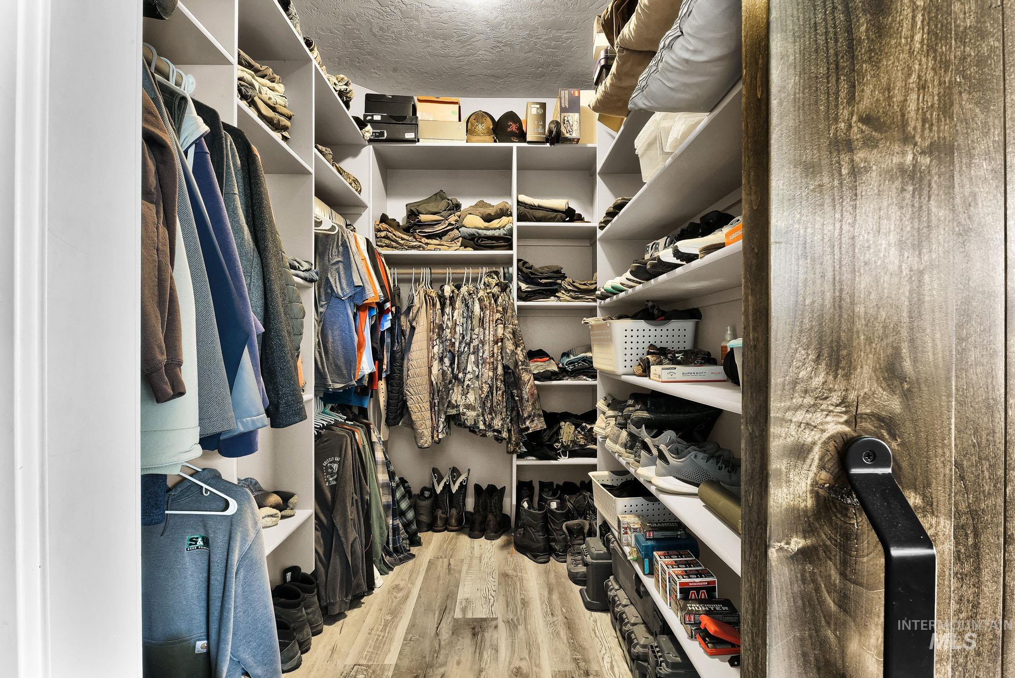 2657 E Basalt Ct., Nampa, Idaho 83686, 5 Bedrooms, 3 Bathrooms, Residential For Sale, Price $549,900,MLS 98983293