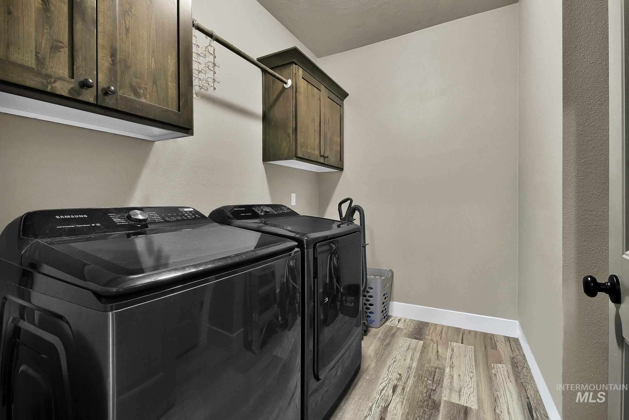 2657 E Basalt Ct., Nampa, Idaho 83686, 5 Bedrooms, 3 Bathrooms, Residential For Sale, Price $549,900,MLS 98983293