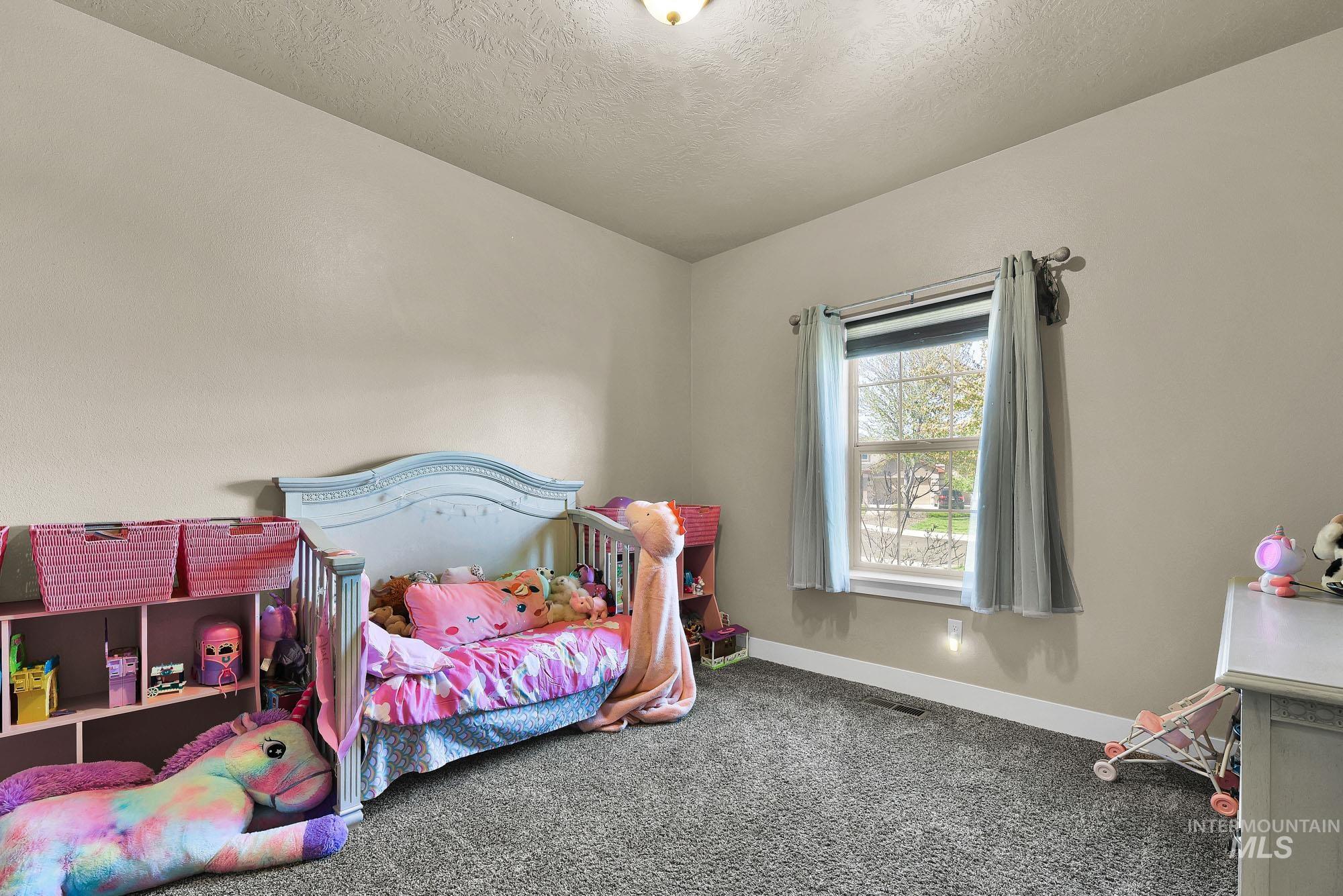 2657 E Basalt Ct., Nampa, Idaho 83686, 5 Bedrooms, 3 Bathrooms, Residential For Sale, Price $549,900,MLS 98983293