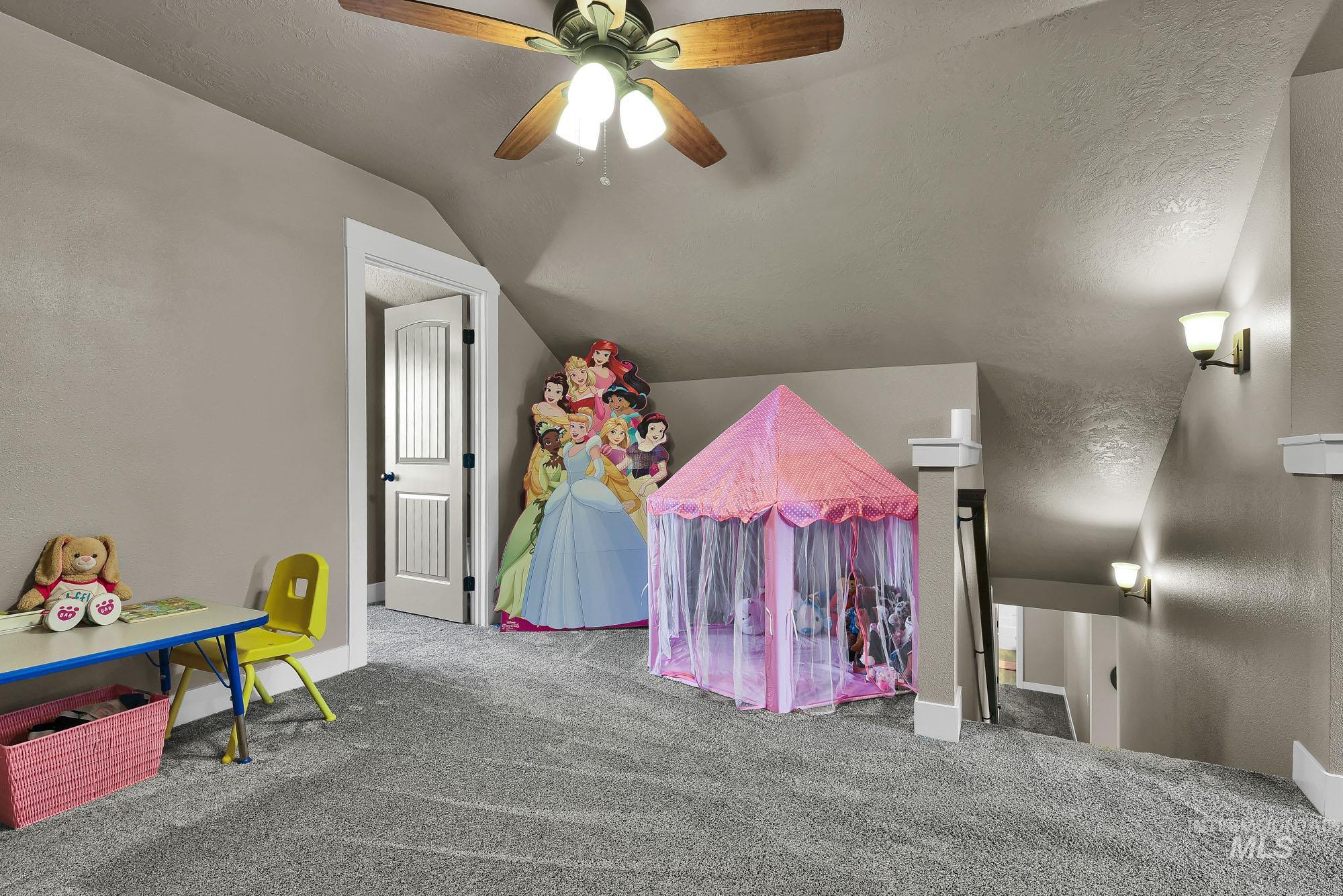 2657 E Basalt Ct., Nampa, Idaho 83686, 5 Bedrooms, 3 Bathrooms, Residential For Sale, Price $549,900,MLS 98983293