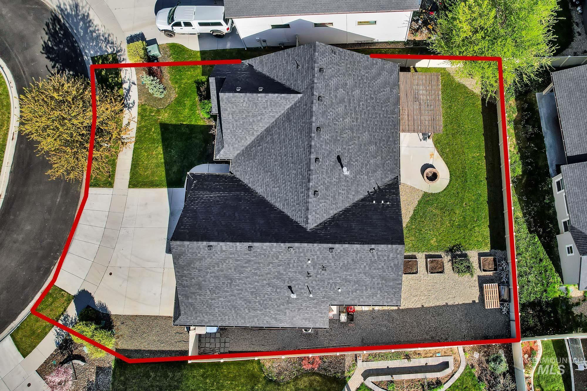 2657 E Basalt Ct., Nampa, Idaho 83686, 5 Bedrooms, 3 Bathrooms, Residential For Sale, Price $549,900,MLS 98983293