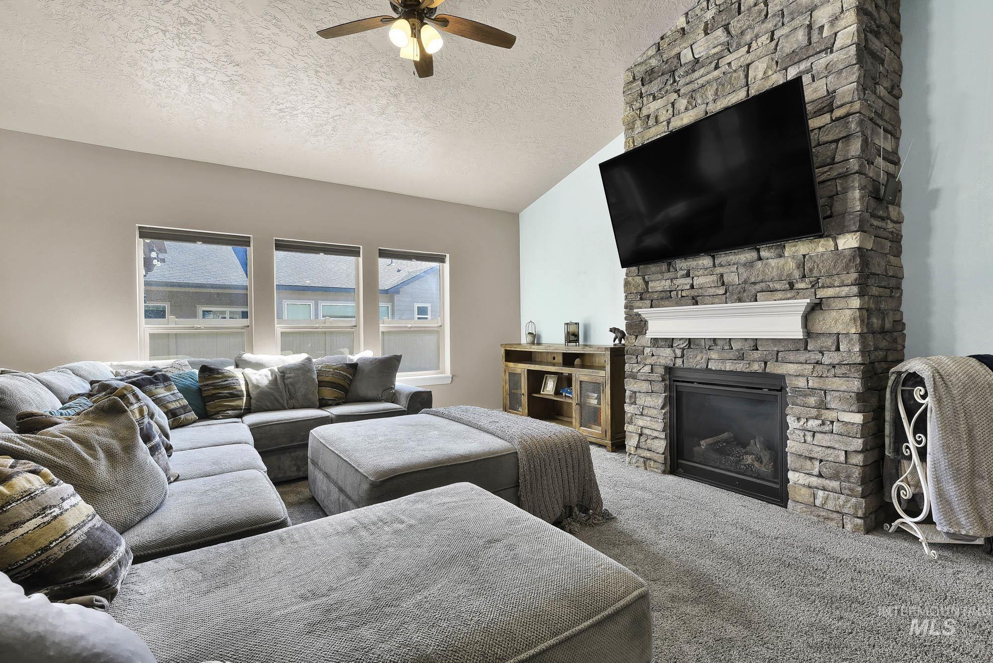 2657 E Basalt Ct., Nampa, Idaho 83686, 5 Bedrooms, 3 Bathrooms, Residential For Sale, Price $549,900,MLS 98983293