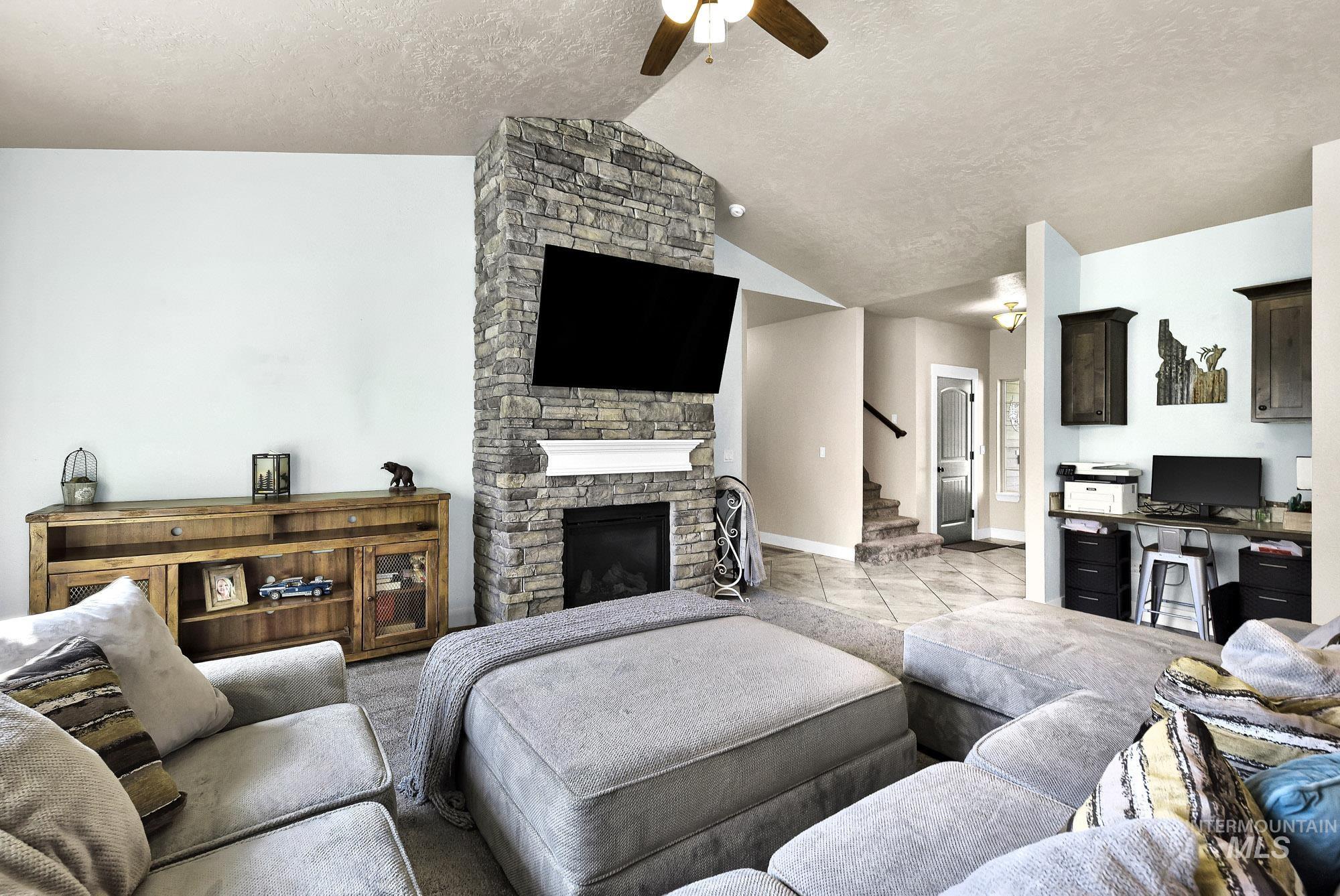 2657 E Basalt Ct., Nampa, Idaho 83686, 5 Bedrooms, 3 Bathrooms, Residential For Sale, Price $549,900,MLS 98983293