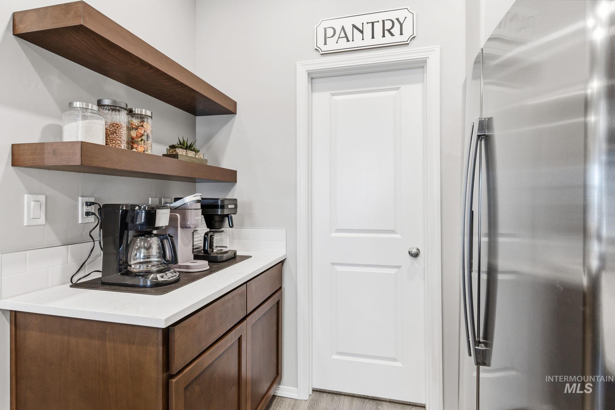 11455 Nora Drive, Caldwell, Idaho 83605, 4 Bedrooms, 3 Bathrooms, Residential For Sale, Price $479,900,MLS 98983295