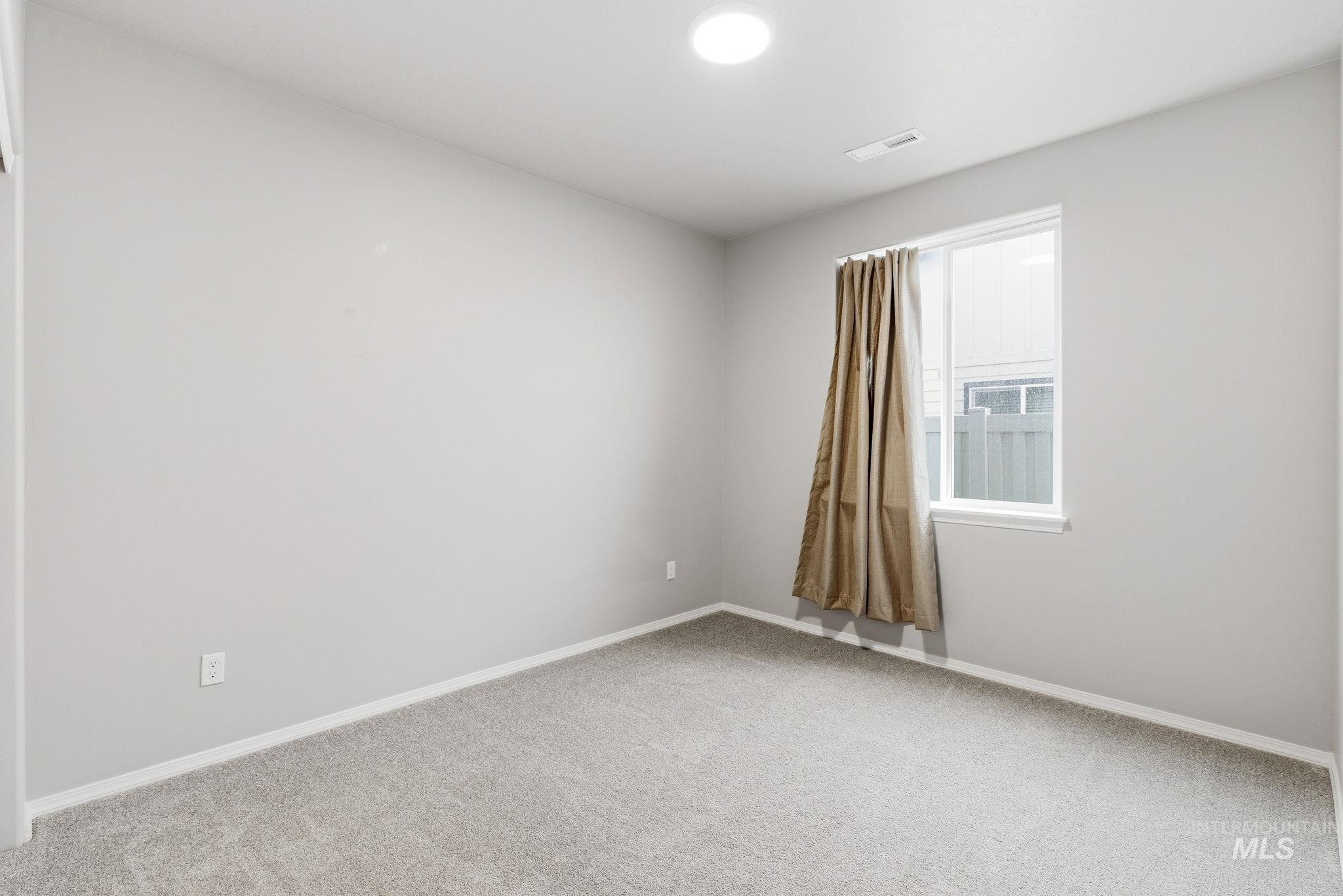 11455 Nora Drive, Caldwell, Idaho 83605, 4 Bedrooms, 3 Bathrooms, Residential For Sale, Price $479,900,MLS 98983295