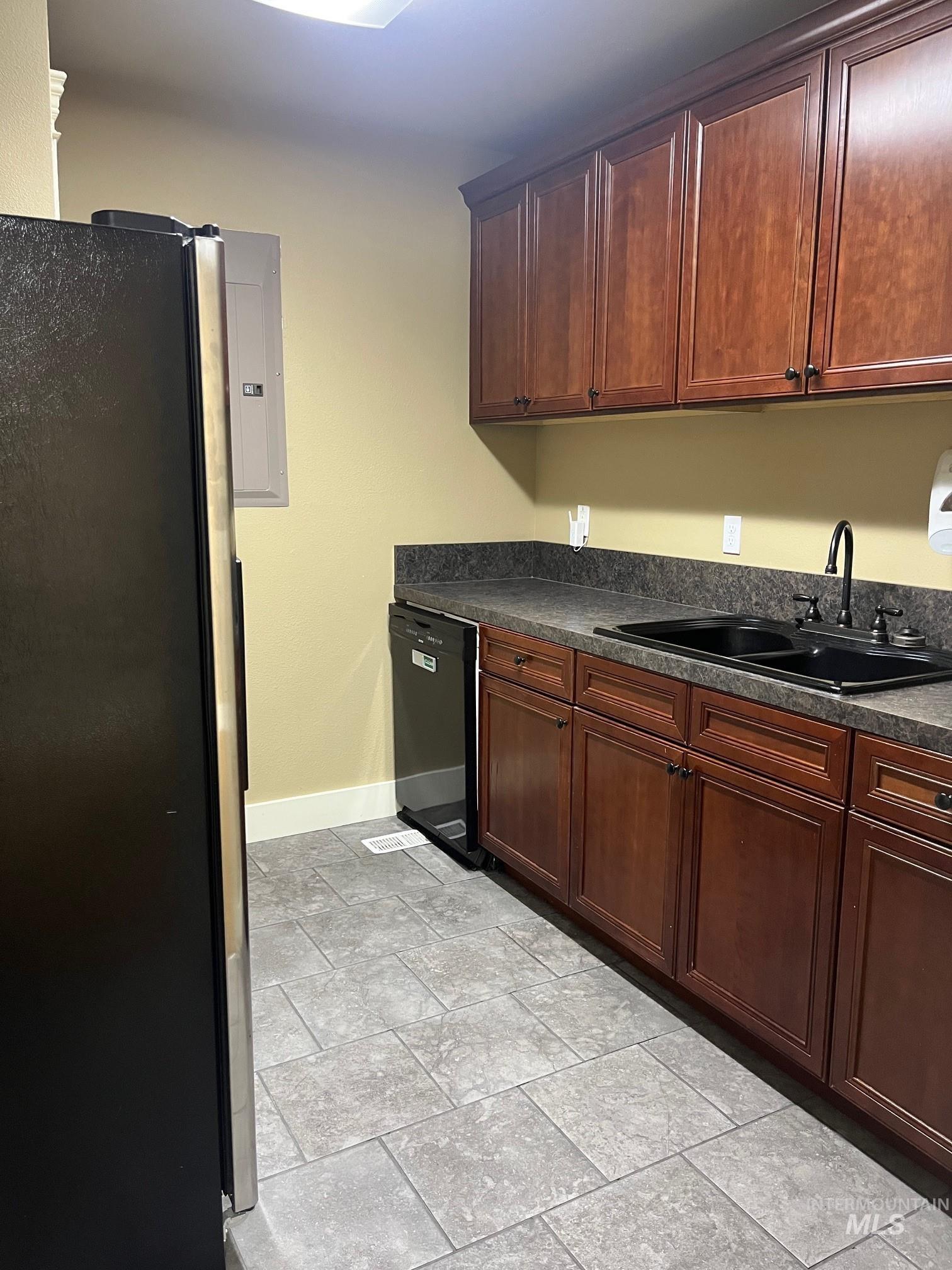 915 12th Ave South, Nampa, Idaho 83651, Business/Commercial For Sale, Price $499,900,MLS 98983296