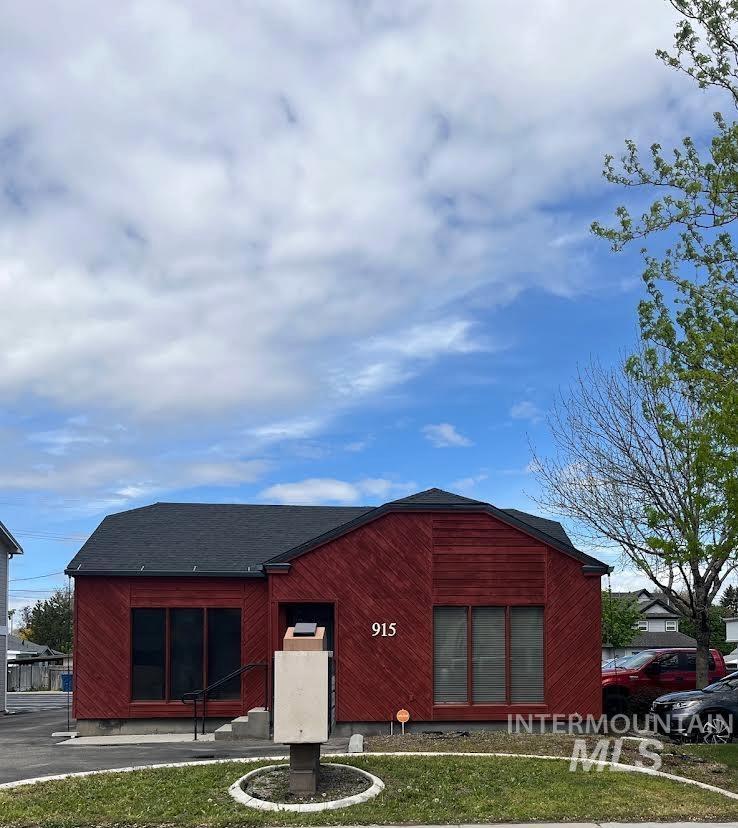 915 12th Ave South, Nampa, Idaho 83651, Business/Commercial For Sale, Price $499,900,MLS 98983296