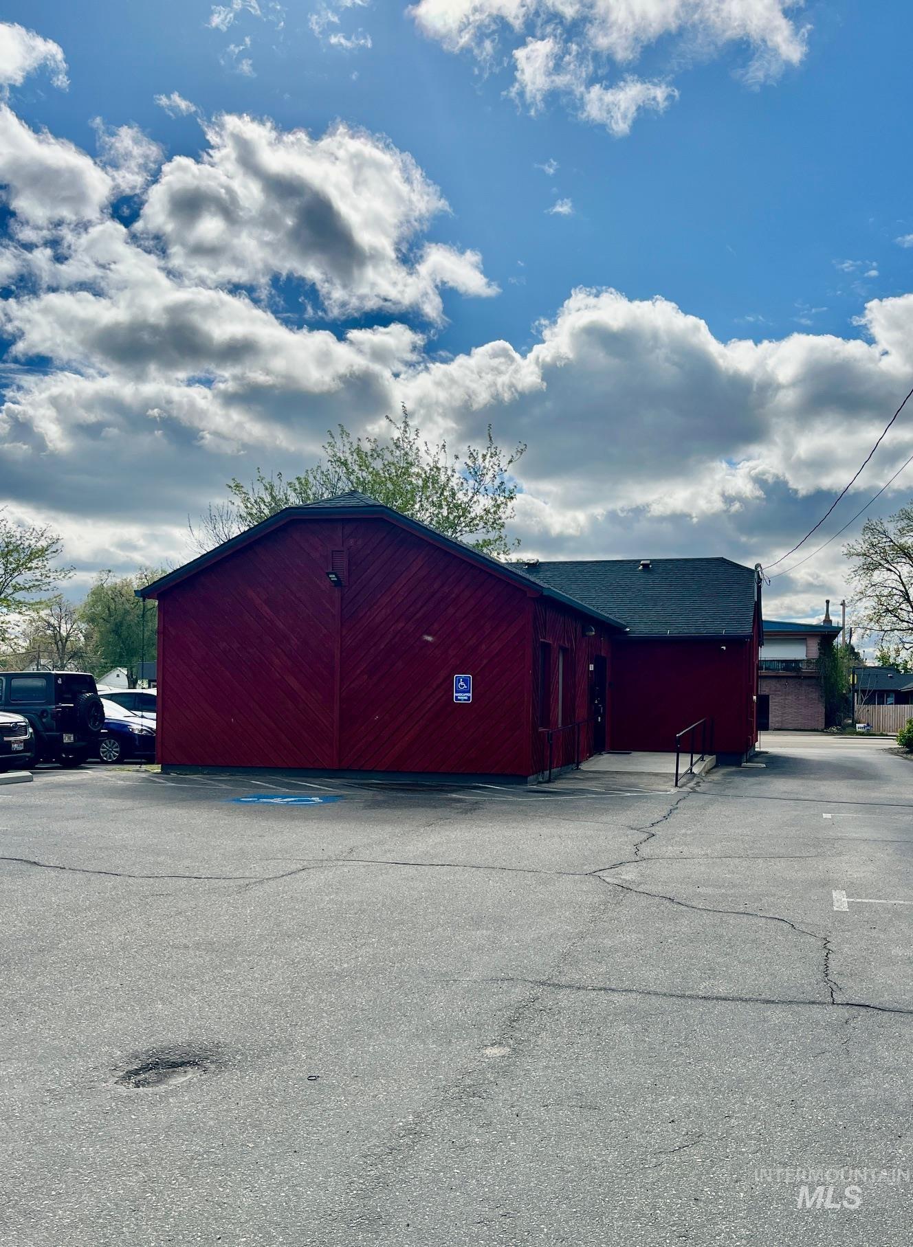 915 12th Ave South, Nampa, Idaho 83651, Business/Commercial For Sale, Price $499,900,MLS 98983296