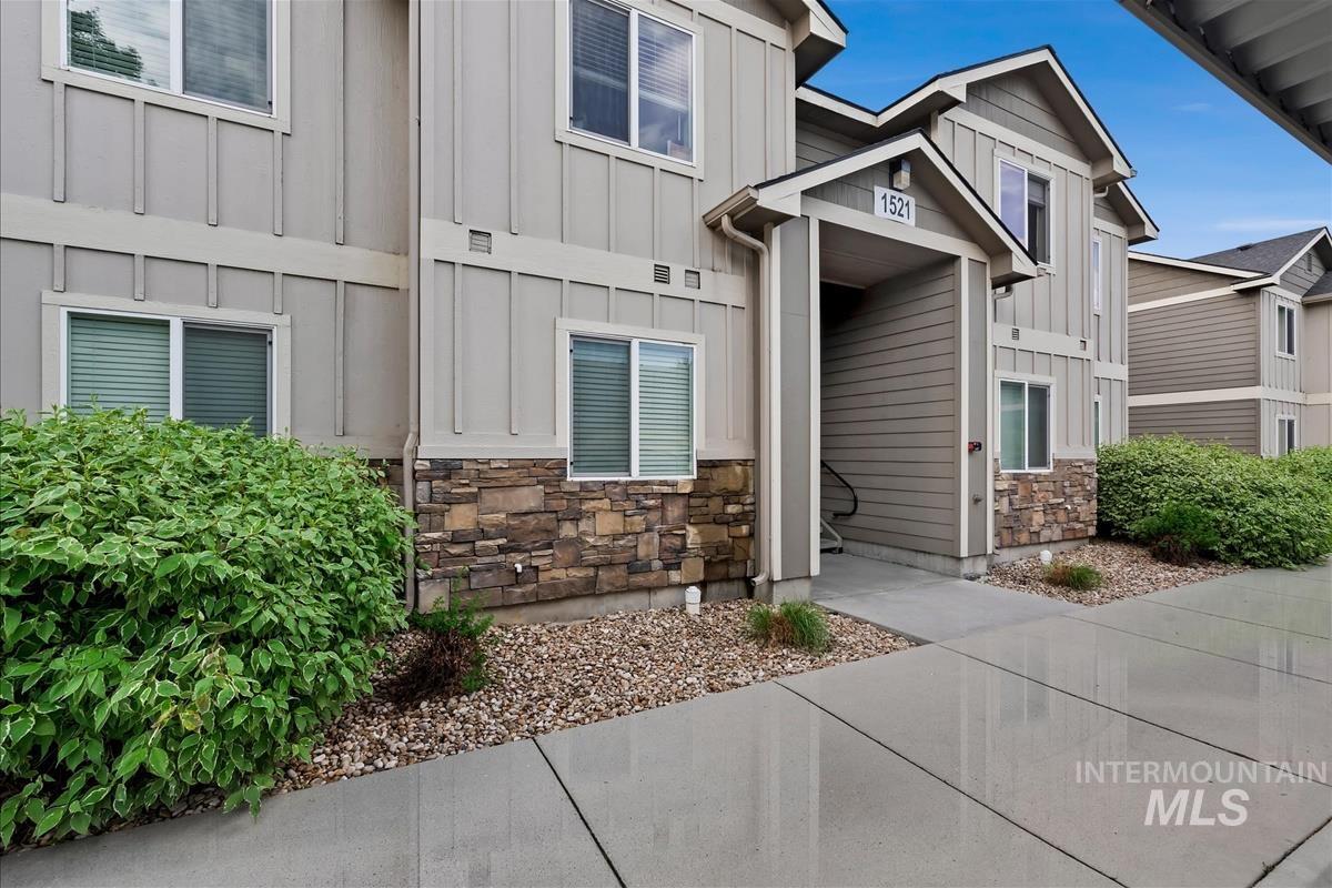 1521, 1527, 1535 W Alexandra Ln, Boise, Idaho 83705, 8 Bedrooms, 8 Bathrooms, Residential Income For Sale, Price $3,007,770,MLS 98983297