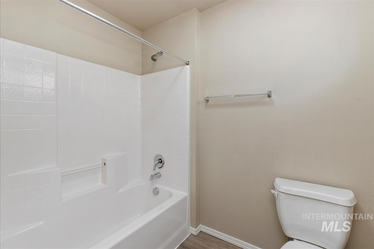 1521, 1527, 1535 W Alexandra Ln, Boise, Idaho 83705, 8 Bedrooms, 8 Bathrooms, Residential Income For Sale, Price $3,007,770,MLS 98983297