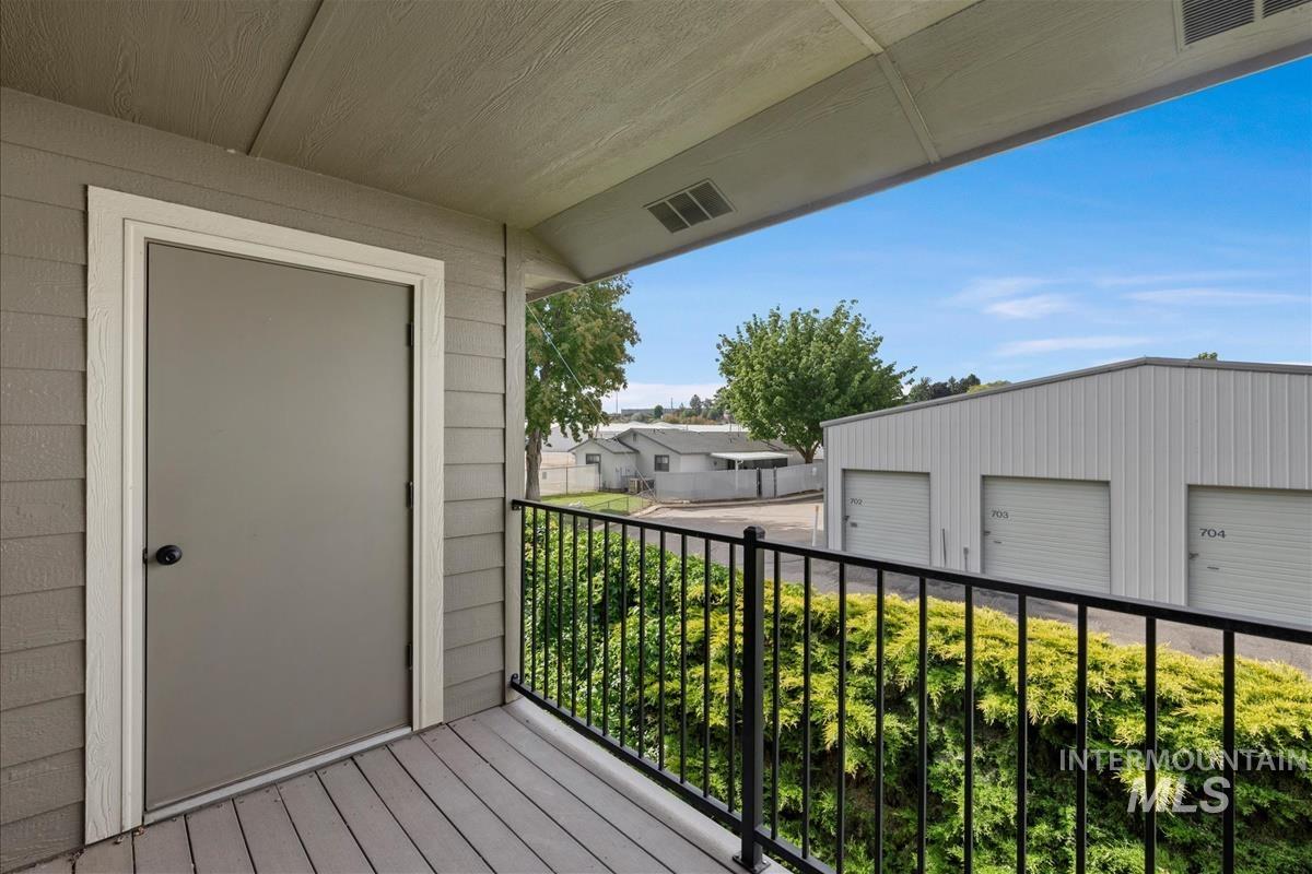 1521, 1527, 1535 W Alexandra Ln, Boise, Idaho 83705, 8 Bedrooms, 8 Bathrooms, Residential Income For Sale, Price $3,007,770,MLS 98983297