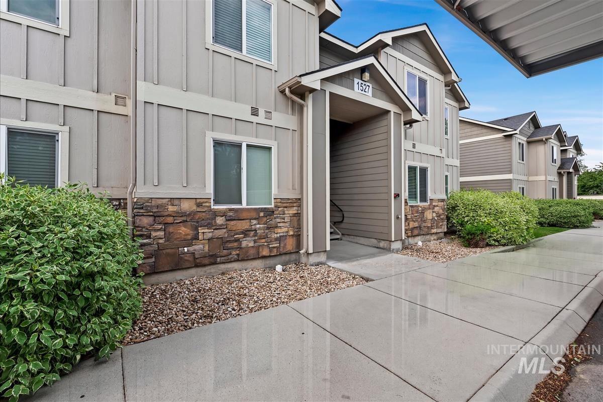 1521, 1527, 1535 W Alexandra Ln, Boise, Idaho 83705, 8 Bedrooms, 8 Bathrooms, Residential Income For Sale, Price $3,007,770,MLS 98983297