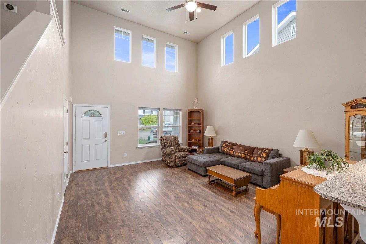 16203 Settlement Ave, Caldwell, Idaho 83607, 5 Bedrooms, 2.5 Bathrooms, Residential For Sale, Price $420,000,MLS 98983299