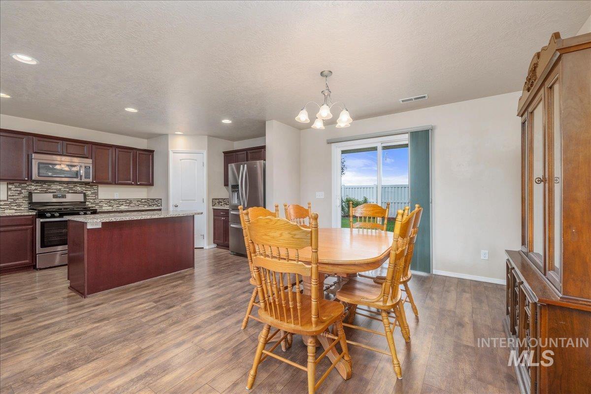 16203 Settlement Ave, Caldwell, Idaho 83607, 5 Bedrooms, 2.5 Bathrooms, Residential For Sale, Price $420,000,MLS 98983299