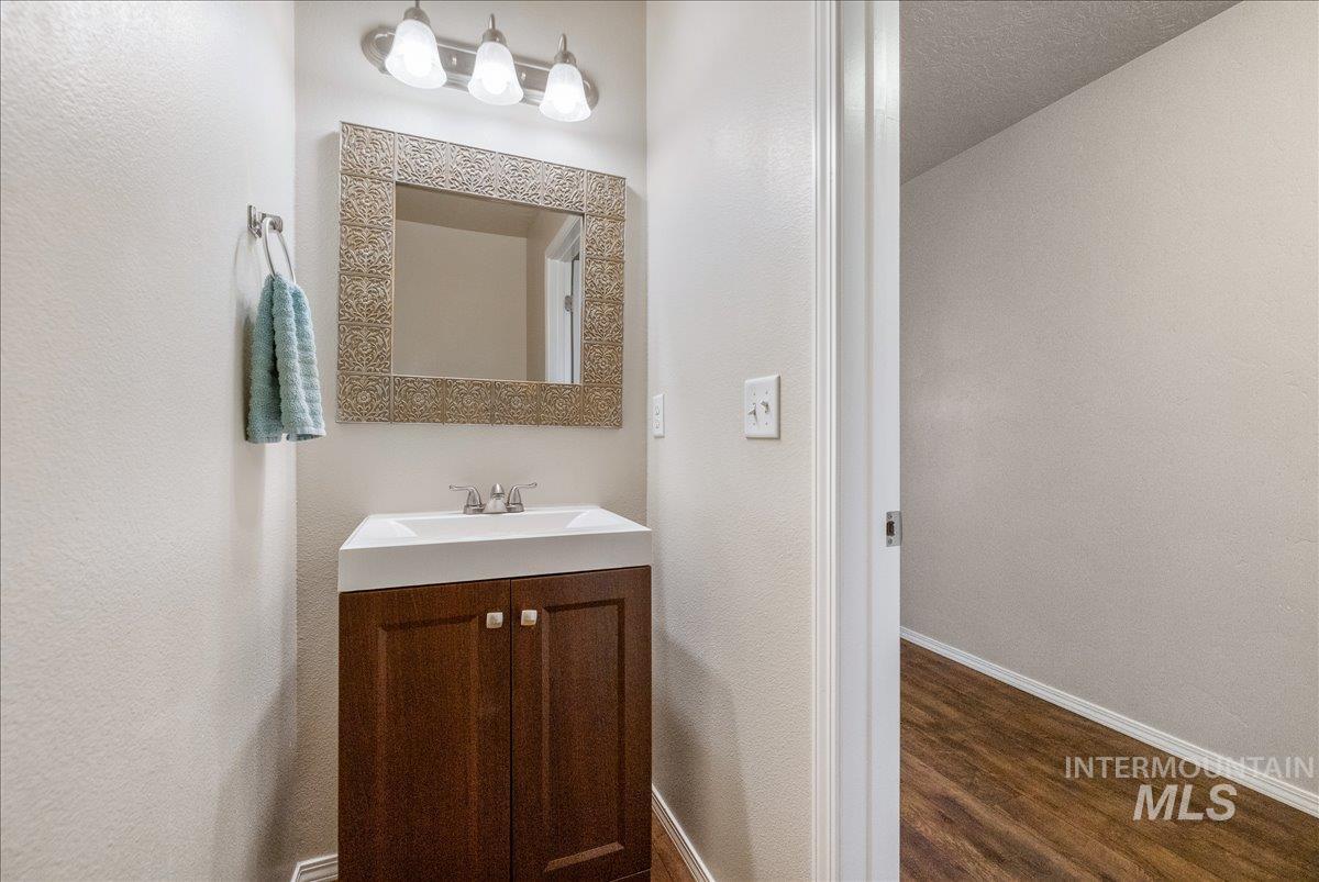 16203 Settlement Ave, Caldwell, Idaho 83607, 5 Bedrooms, 2.5 Bathrooms, Residential For Sale, Price $420,000,MLS 98983299