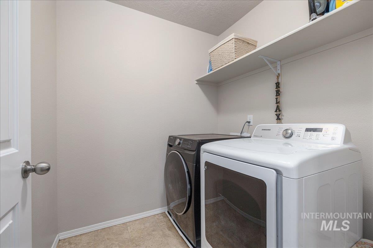 16203 Settlement Ave, Caldwell, Idaho 83607, 5 Bedrooms, 2.5 Bathrooms, Residential For Sale, Price $420,000,MLS 98983299