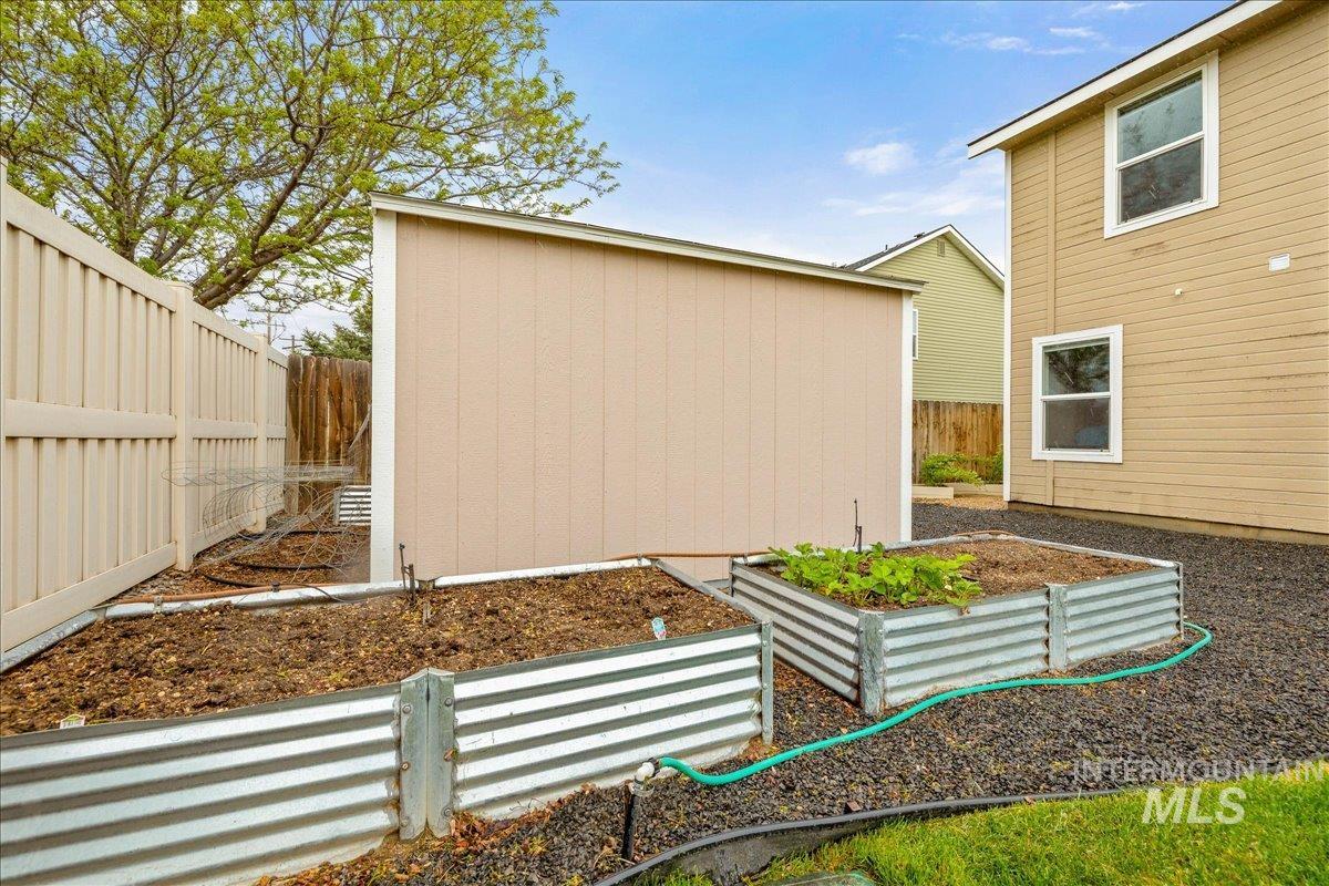 16203 Settlement Ave, Caldwell, Idaho 83607, 5 Bedrooms, 2.5 Bathrooms, Residential For Sale, Price $420,000,MLS 98983299