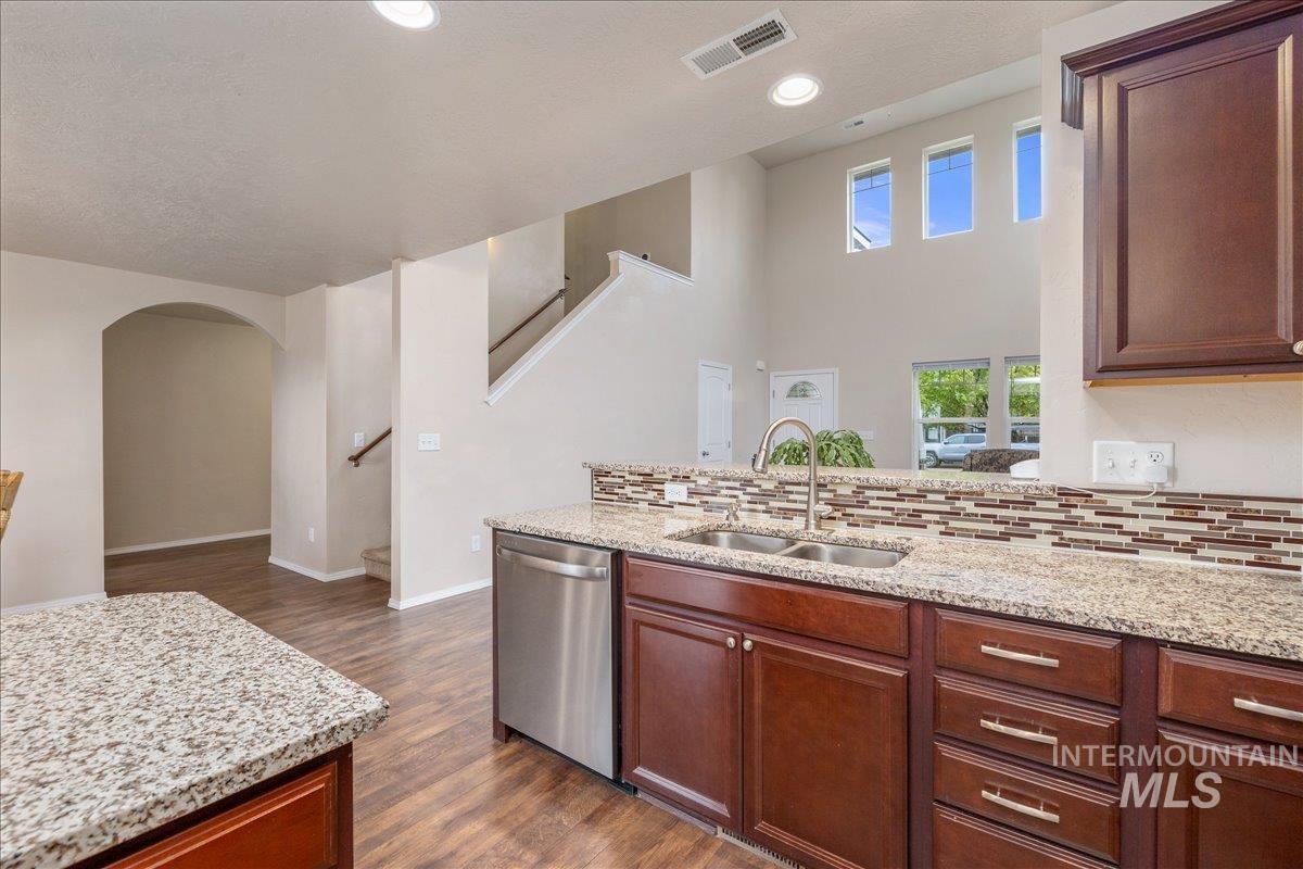 16203 Settlement Ave, Caldwell, Idaho 83607, 5 Bedrooms, 2.5 Bathrooms, Residential For Sale, Price $420,000,MLS 98983299