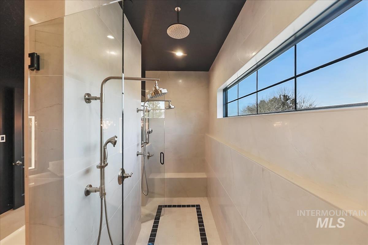 5909 E Greenhill Street, Nampa, Idaho 83686-6922, 4 Bedrooms, 3.5 Bathrooms, Residential For Sale, Price $2,190,000, 98983300