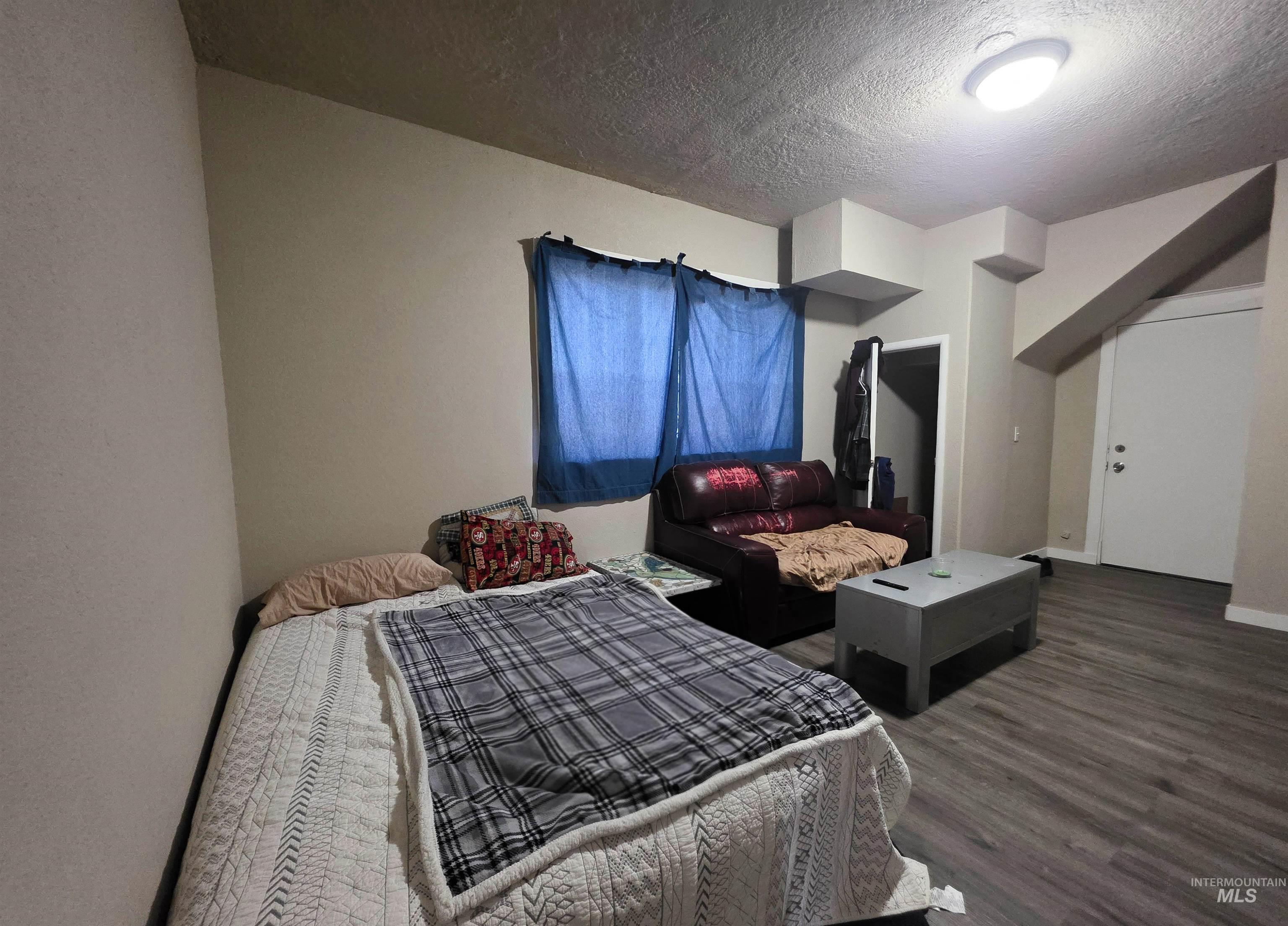 413 & 415 3rd ave N, Twin Falls, Idaho 83301, 2 Bedrooms, 1 Bathroom, Residential Income For Sale, Price $620,000,MLS 98983302