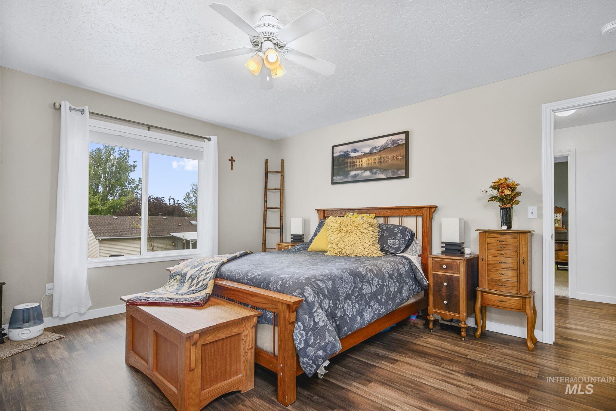 1474 W Brown Trout, Meridian, Idaho 83687, 3 Bedrooms, 2.5 Bathrooms, Residential For Sale, Price $488,000,MLS 98983304