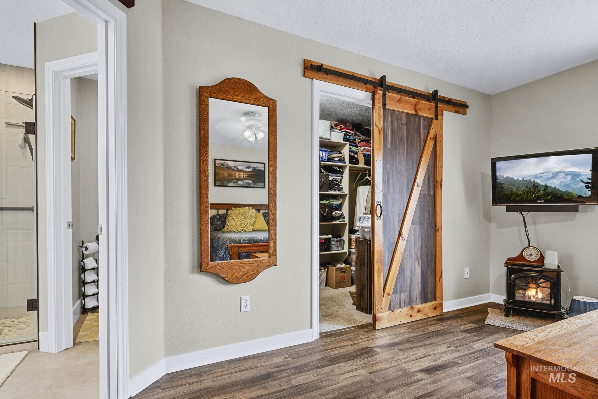 1474 W Brown Trout, Meridian, Idaho 83687, 3 Bedrooms, 2.5 Bathrooms, Residential For Sale, Price $488,000,MLS 98983304