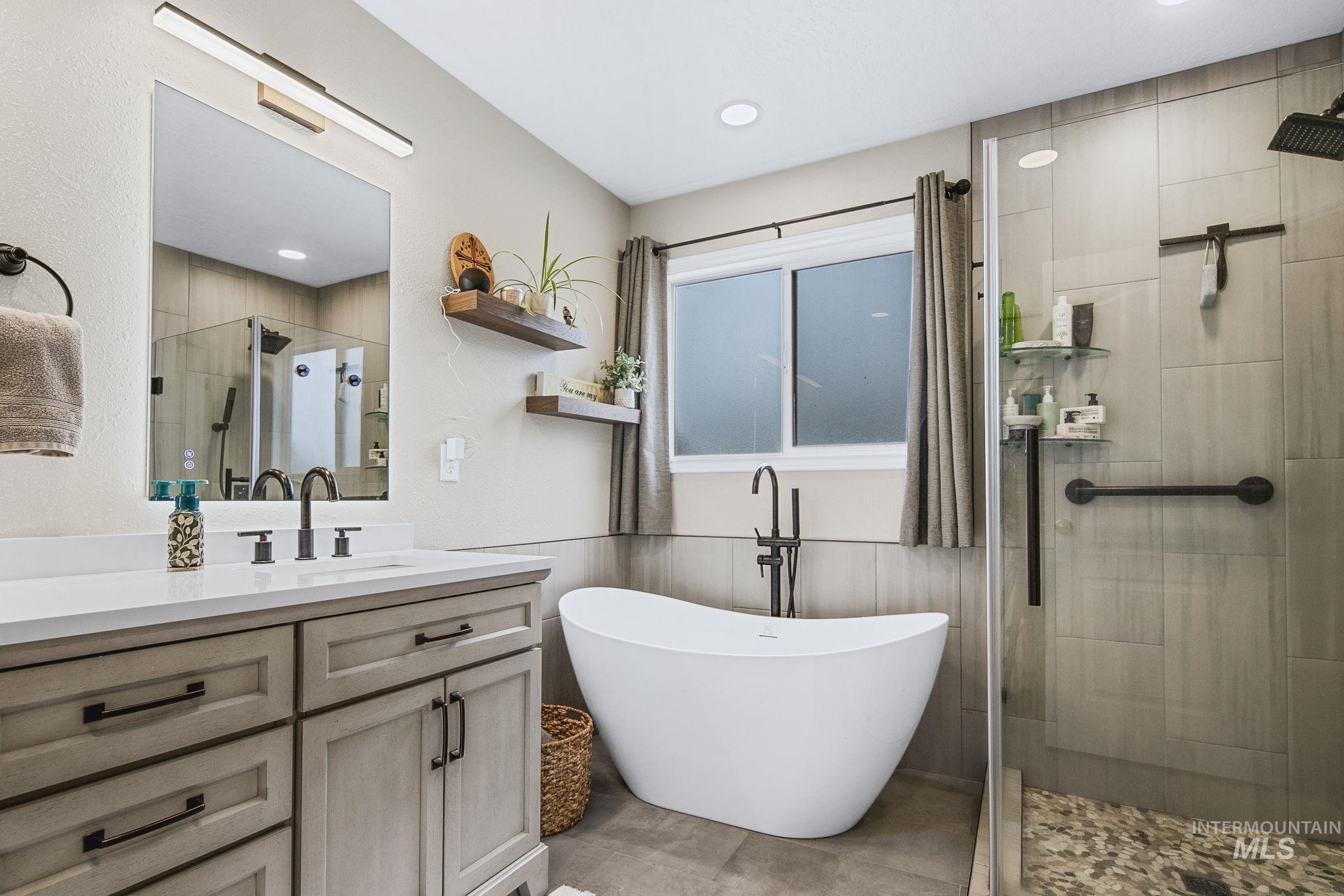 1474 W Brown Trout, Meridian, Idaho 83687, 3 Bedrooms, 2.5 Bathrooms, Residential For Sale, Price $488,000,MLS 98983304