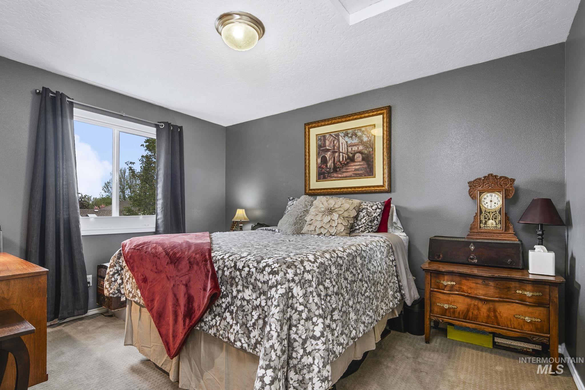 1474 W Brown Trout, Meridian, Idaho 83687, 3 Bedrooms, 2.5 Bathrooms, Residential For Sale, Price $488,000,MLS 98983304