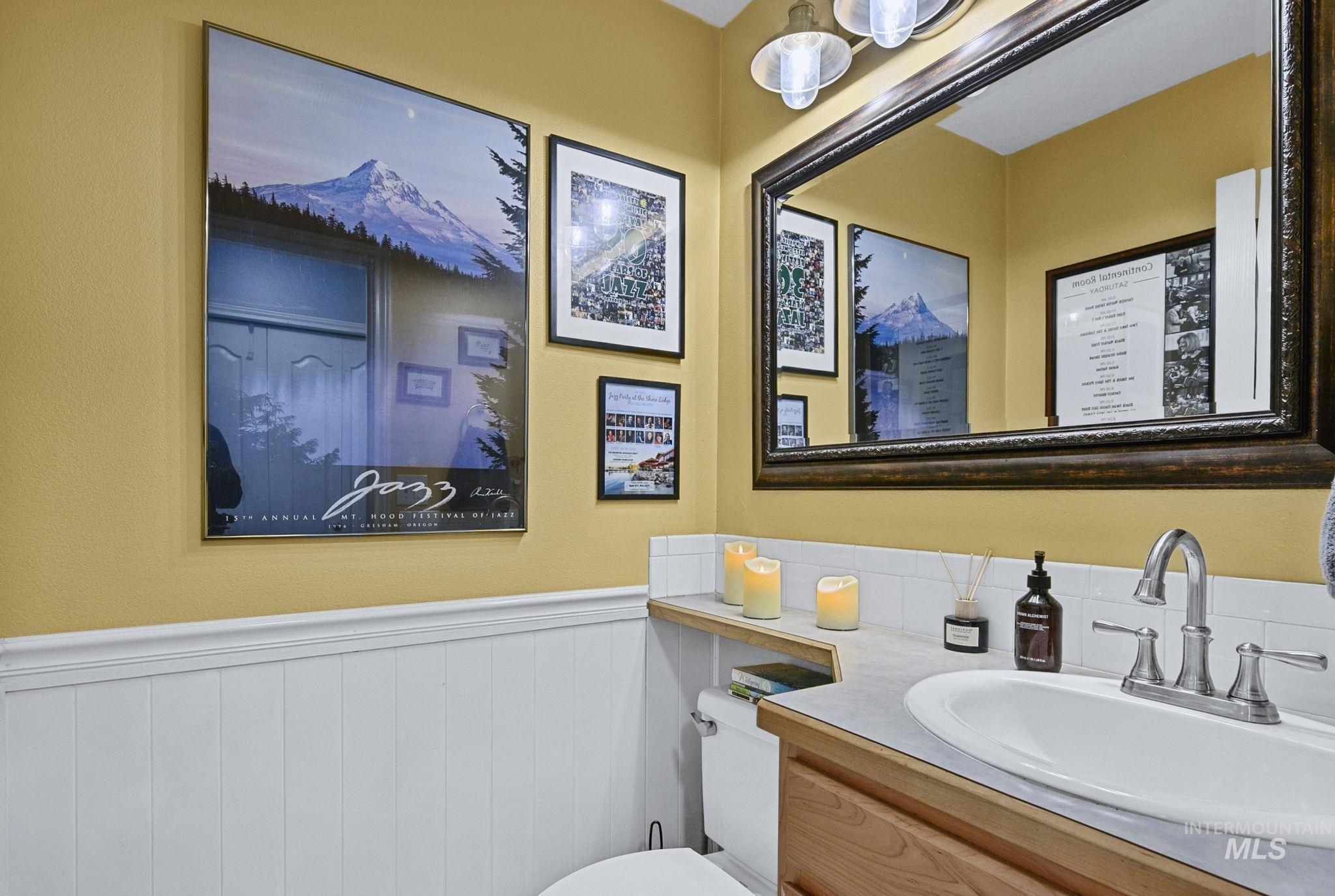 1474 W Brown Trout, Meridian, Idaho 83687, 3 Bedrooms, 2.5 Bathrooms, Residential For Sale, Price $488,000,MLS 98983304