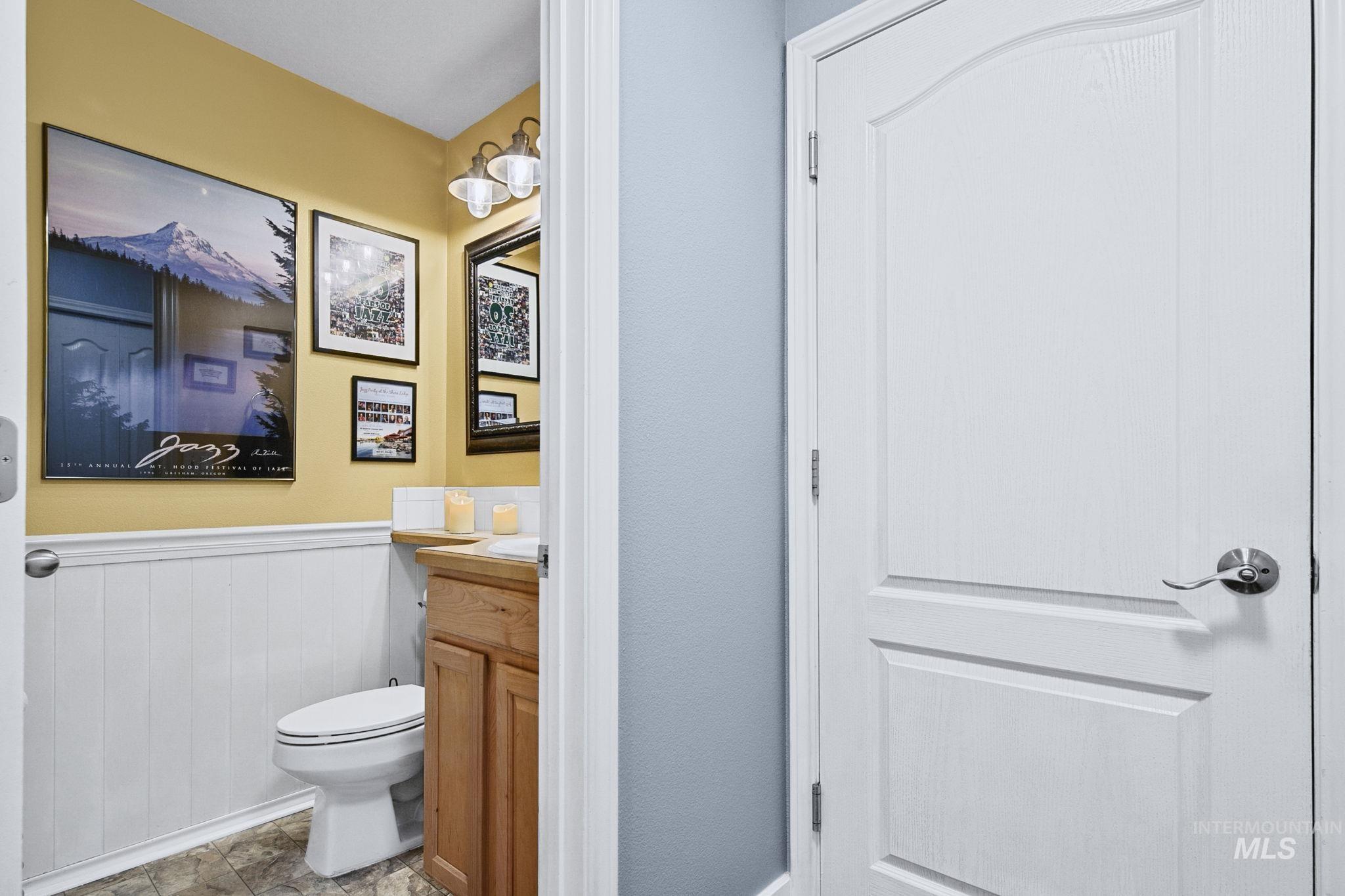 1474 W Brown Trout, Meridian, Idaho 83687, 3 Bedrooms, 2.5 Bathrooms, Residential For Sale, Price $488,000,MLS 98983304