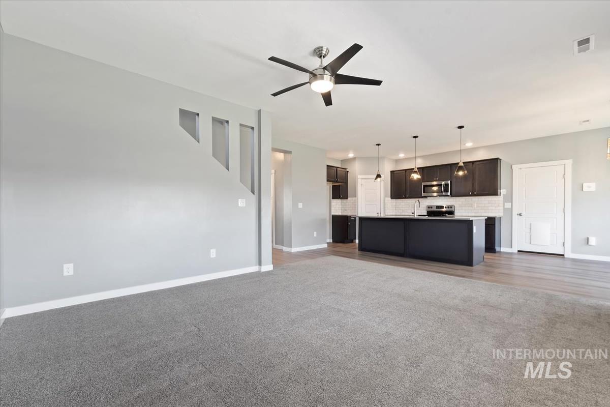 17389 N N Santimon Way, Nampa, Idaho 83687, 4 Bedrooms, 2.5 Bathrooms, Residential For Sale, Price $490,000,MLS 98983305