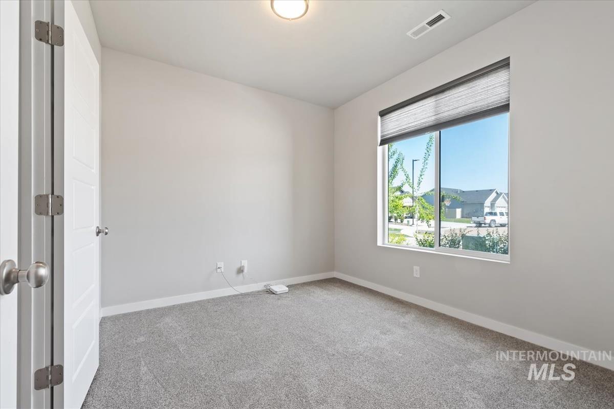 17389 N N Santimon Way, Nampa, Idaho 83687, 4 Bedrooms, 2.5 Bathrooms, Residential For Sale, Price $490,000,MLS 98983305