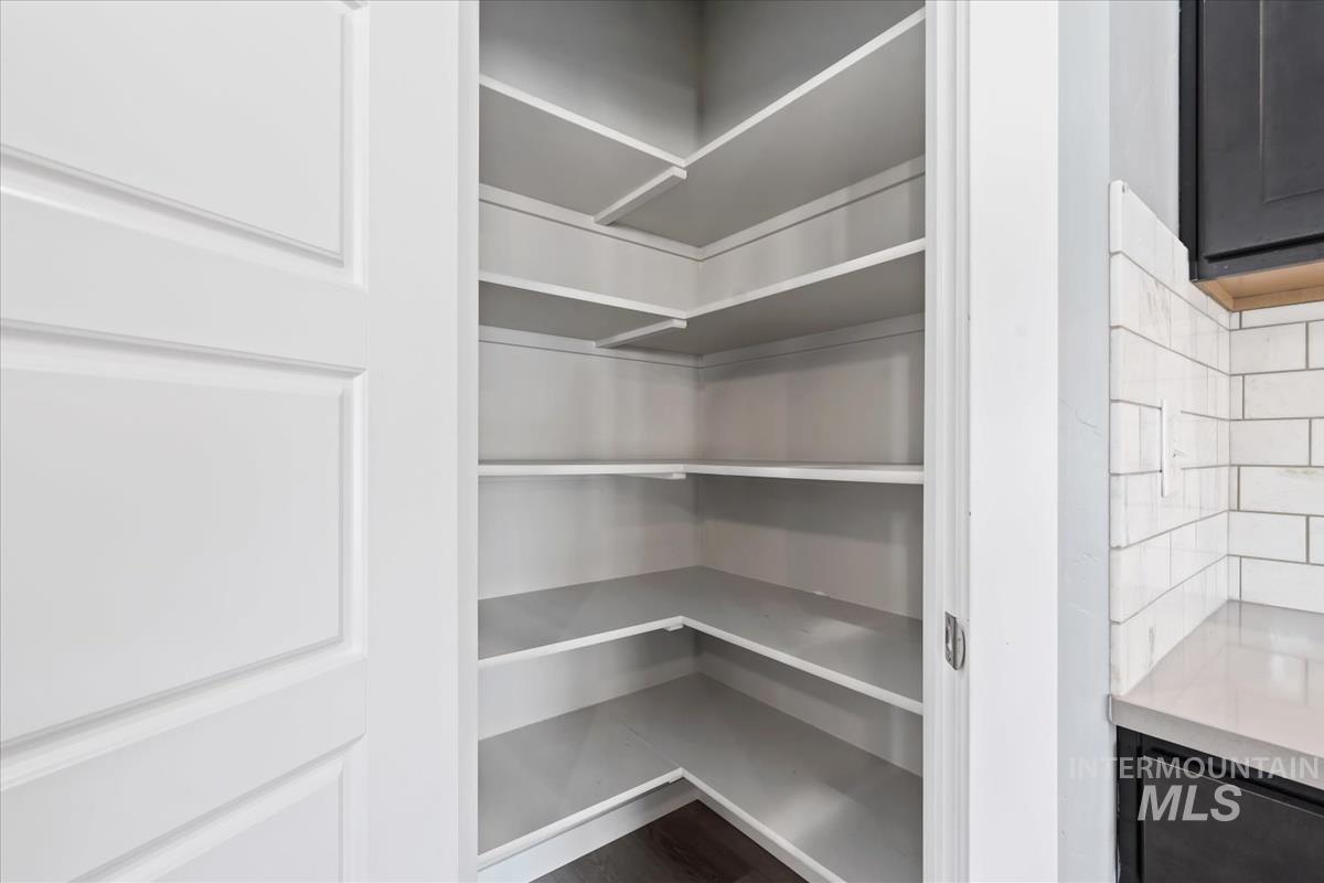 17389 N N Santimon Way, Nampa, Idaho 83687, 4 Bedrooms, 2.5 Bathrooms, Residential For Sale, Price $490,000,MLS 98983305