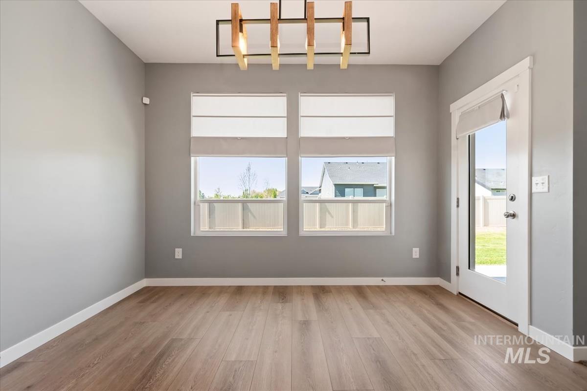 17389 N N Santimon Way, Nampa, Idaho 83687, 4 Bedrooms, 2.5 Bathrooms, Residential For Sale, Price $490,000,MLS 98983305