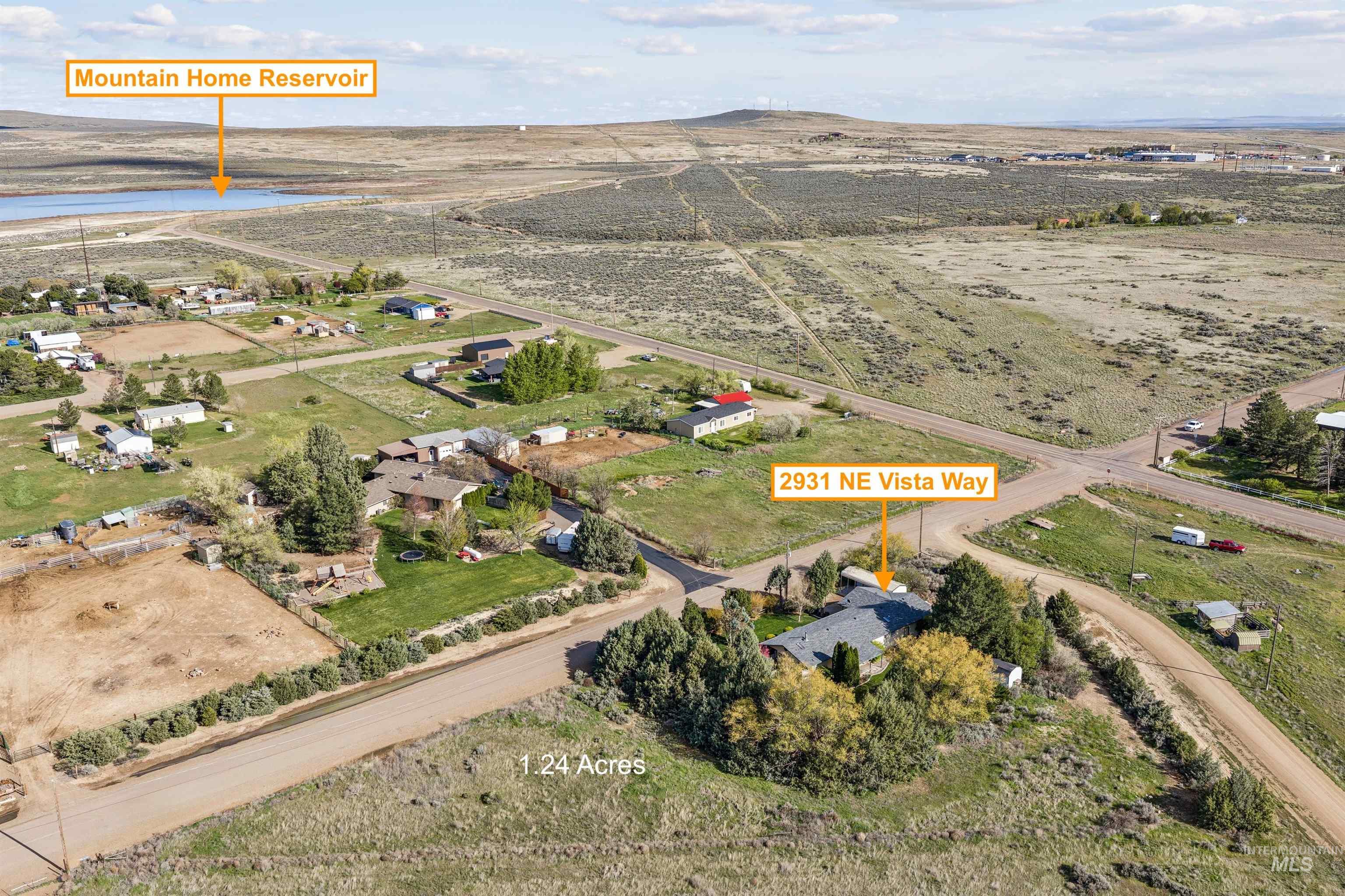 2931 NE Vista Way, Mountain Home, Idaho 83647, 3 Bedrooms, 2 Bathrooms, Residential For Sale, Price $449,000,MLS 98983306