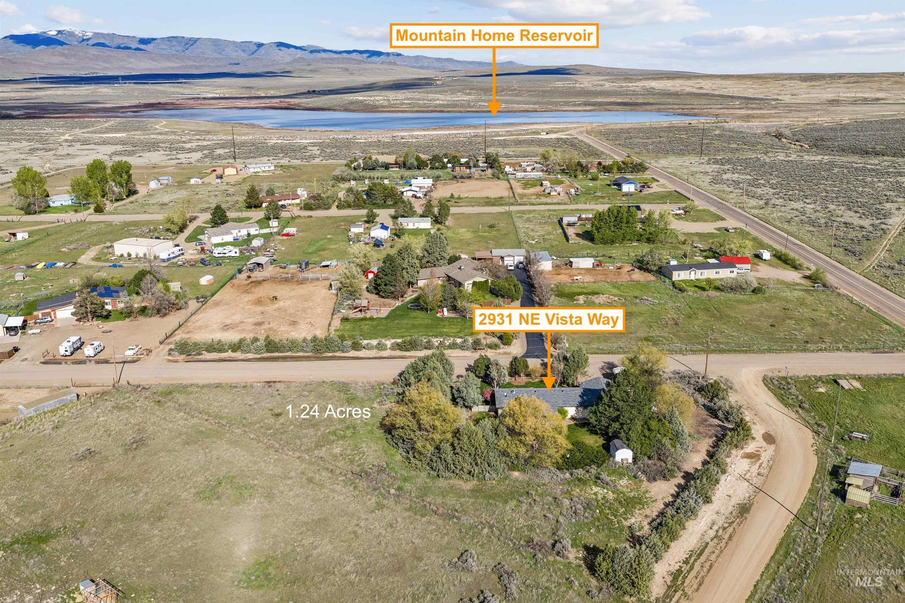 2931 NE Vista Way, Mountain Home, Idaho 83647, 3 Bedrooms, 2 Bathrooms, Residential For Sale, Price $449,000,MLS 98983306