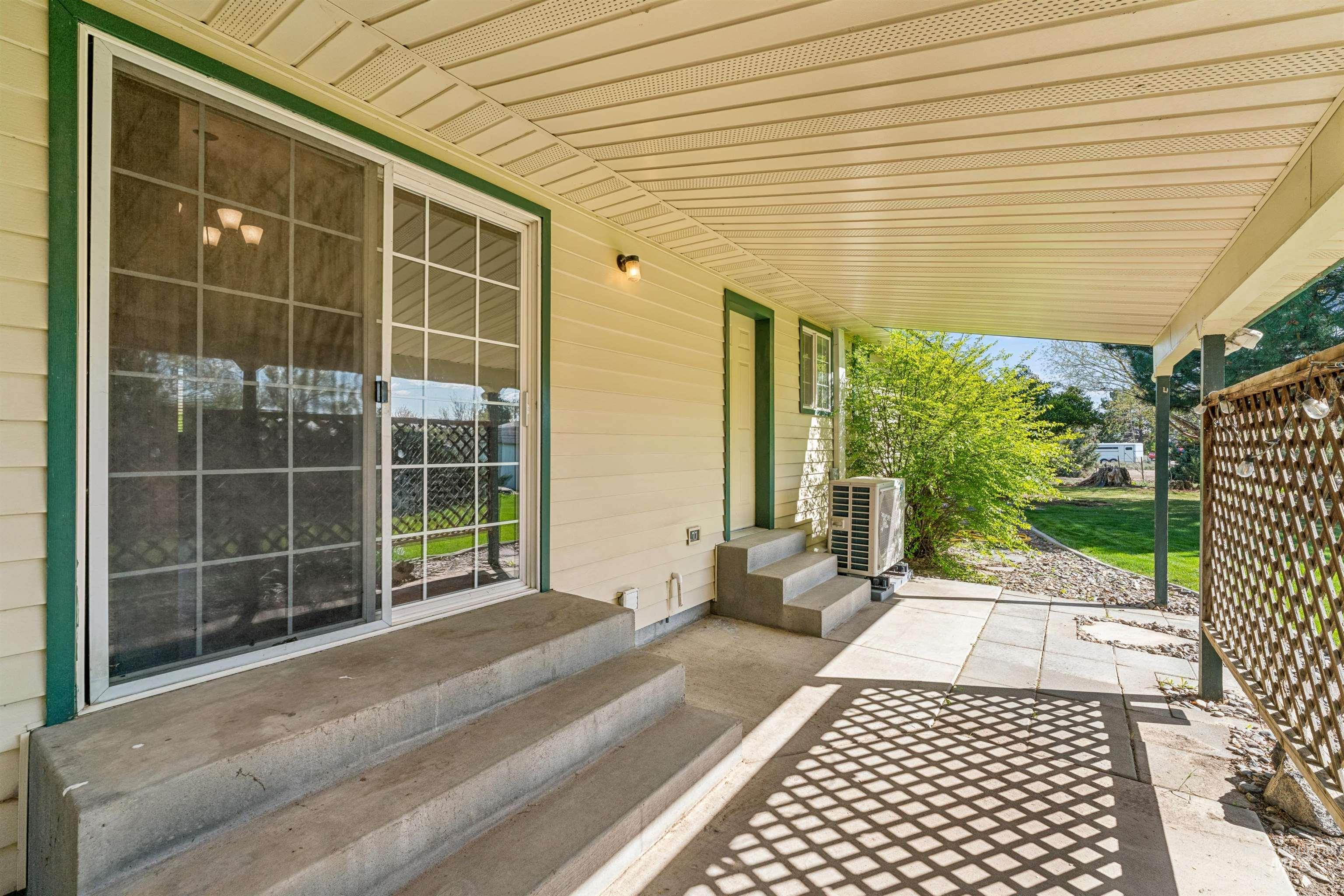 2931 NE Vista Way, Mountain Home, Idaho 83647, 3 Bedrooms, 2 Bathrooms, Residential For Sale, Price $449,000,MLS 98983306