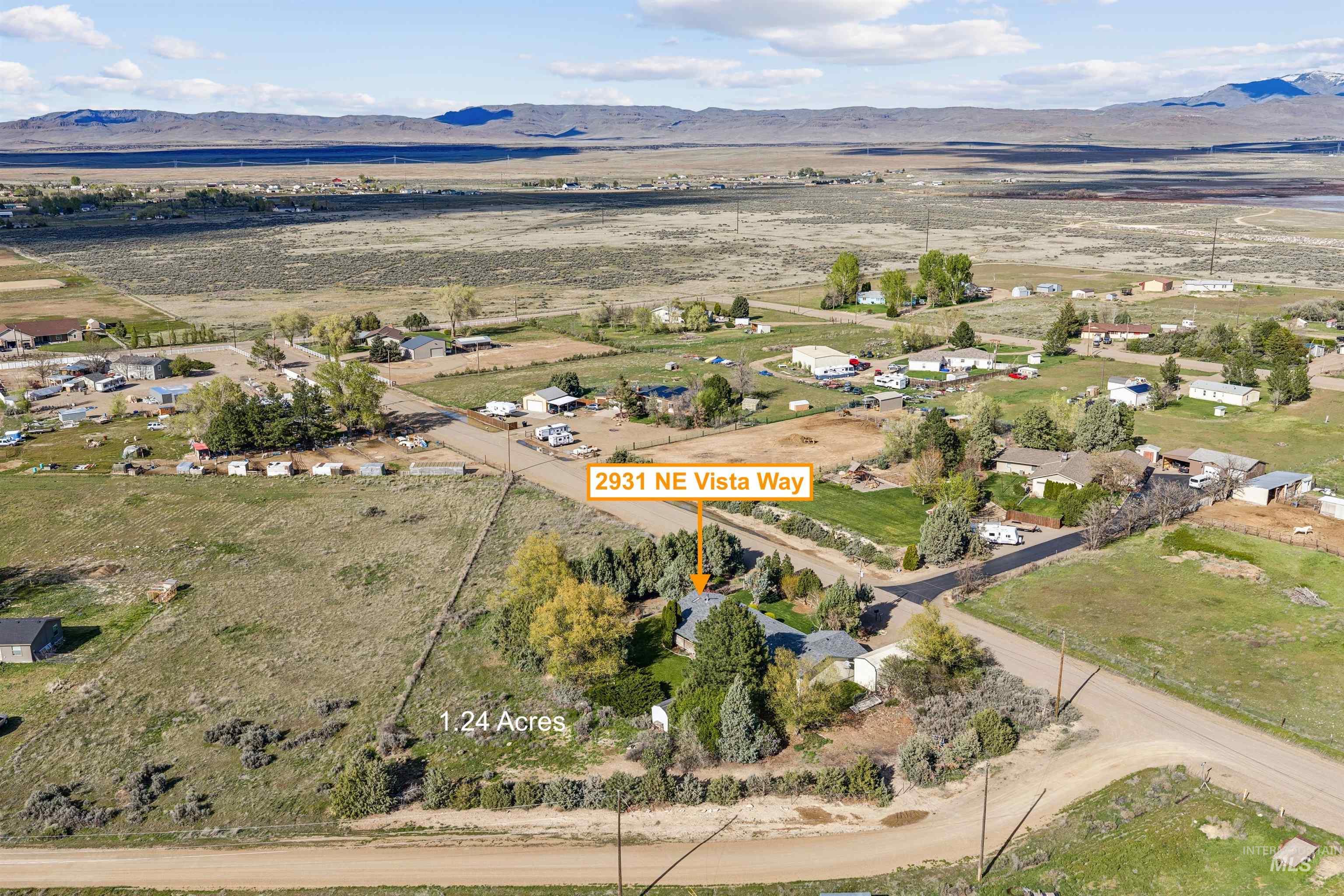 2931 NE Vista Way, Mountain Home, Idaho 83647, 3 Bedrooms, 2 Bathrooms, Residential For Sale, Price $449,000,MLS 98983306