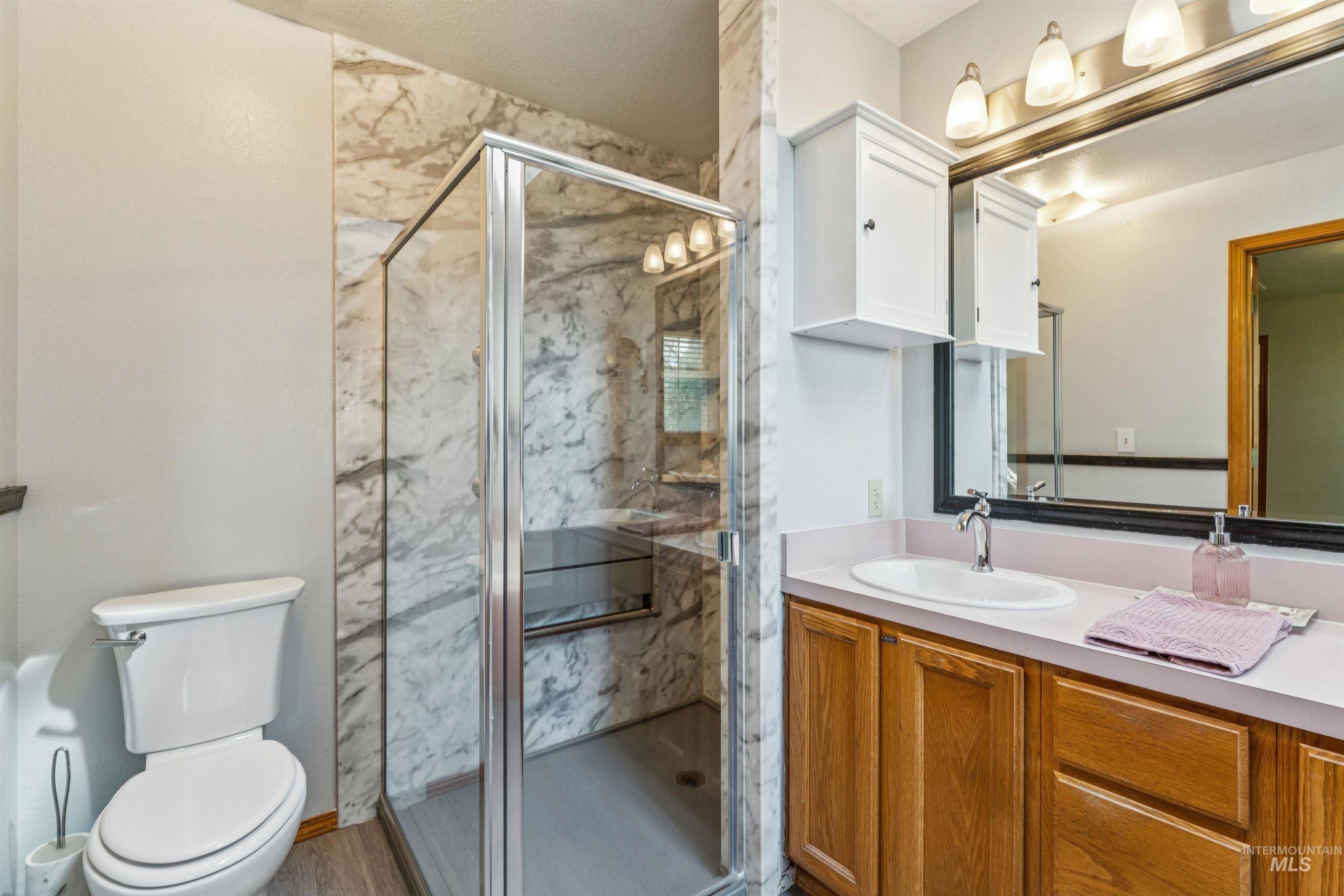 2931 NE Vista Way, Mountain Home, Idaho 83647, 3 Bedrooms, 2 Bathrooms, Residential For Sale, Price $449,000,MLS 98983306