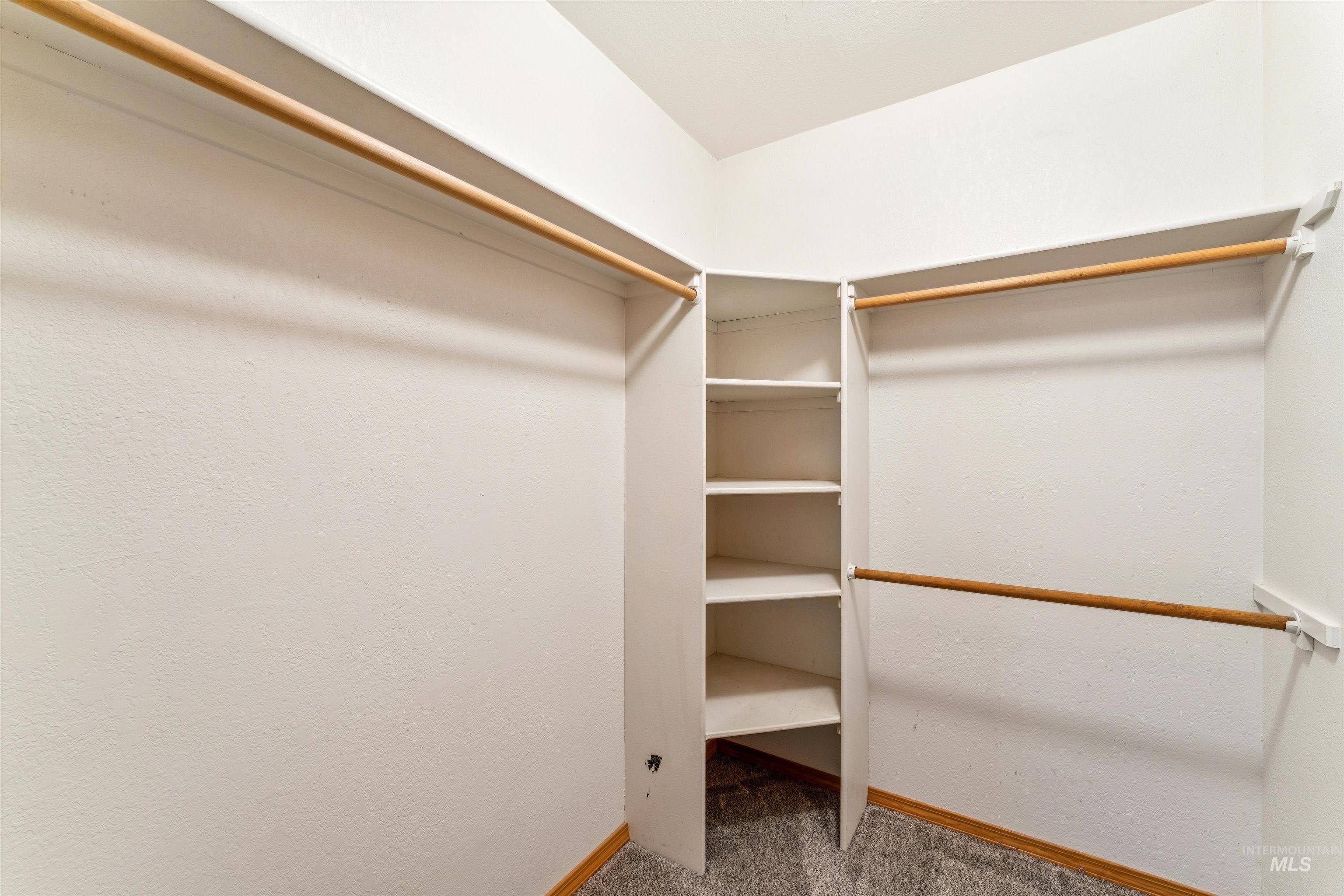 2931 NE Vista Way, Mountain Home, Idaho 83647, 3 Bedrooms, 2 Bathrooms, Residential For Sale, Price $449,000,MLS 98983306